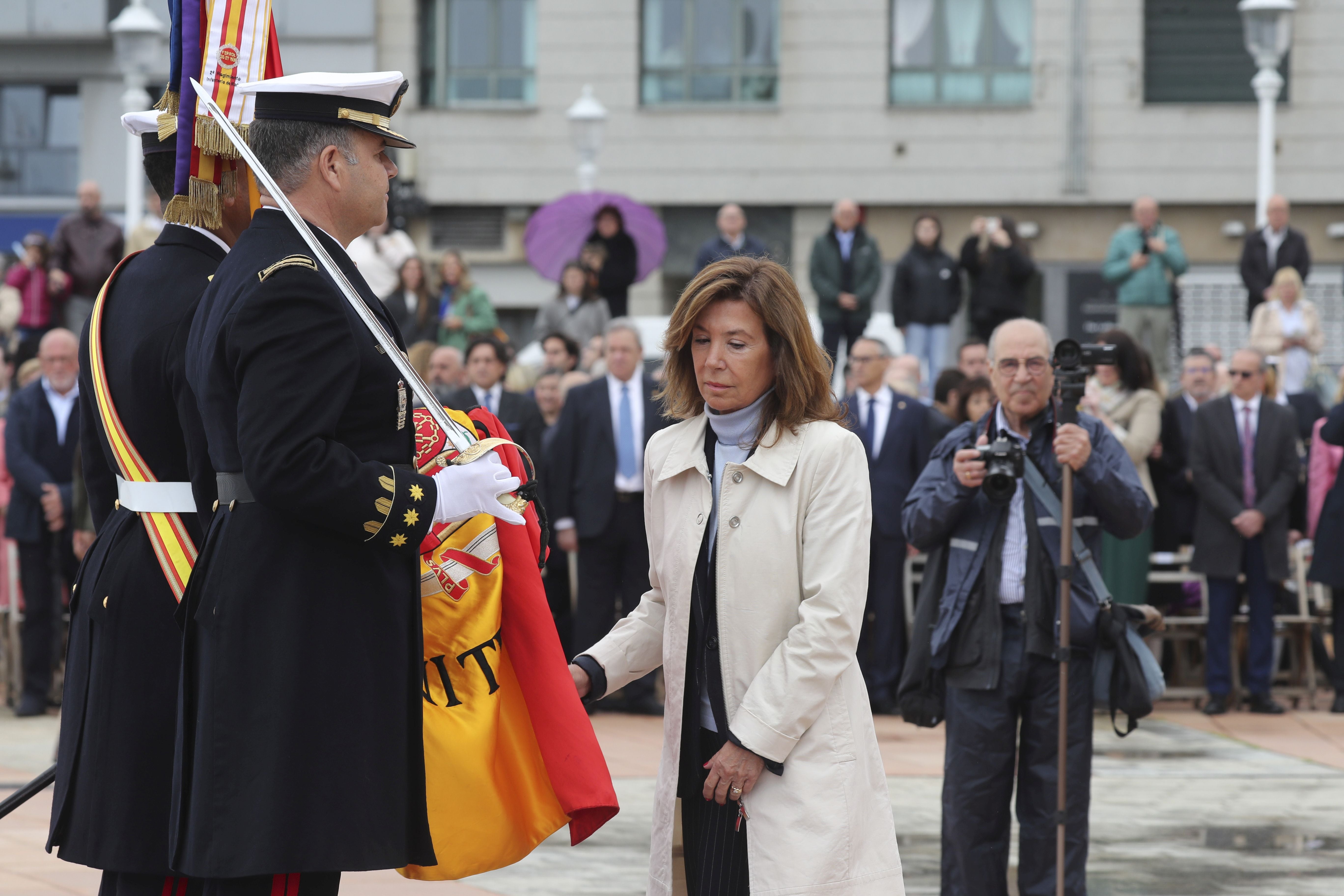 Las imágenes de la jura de bandera en Gijón (2)