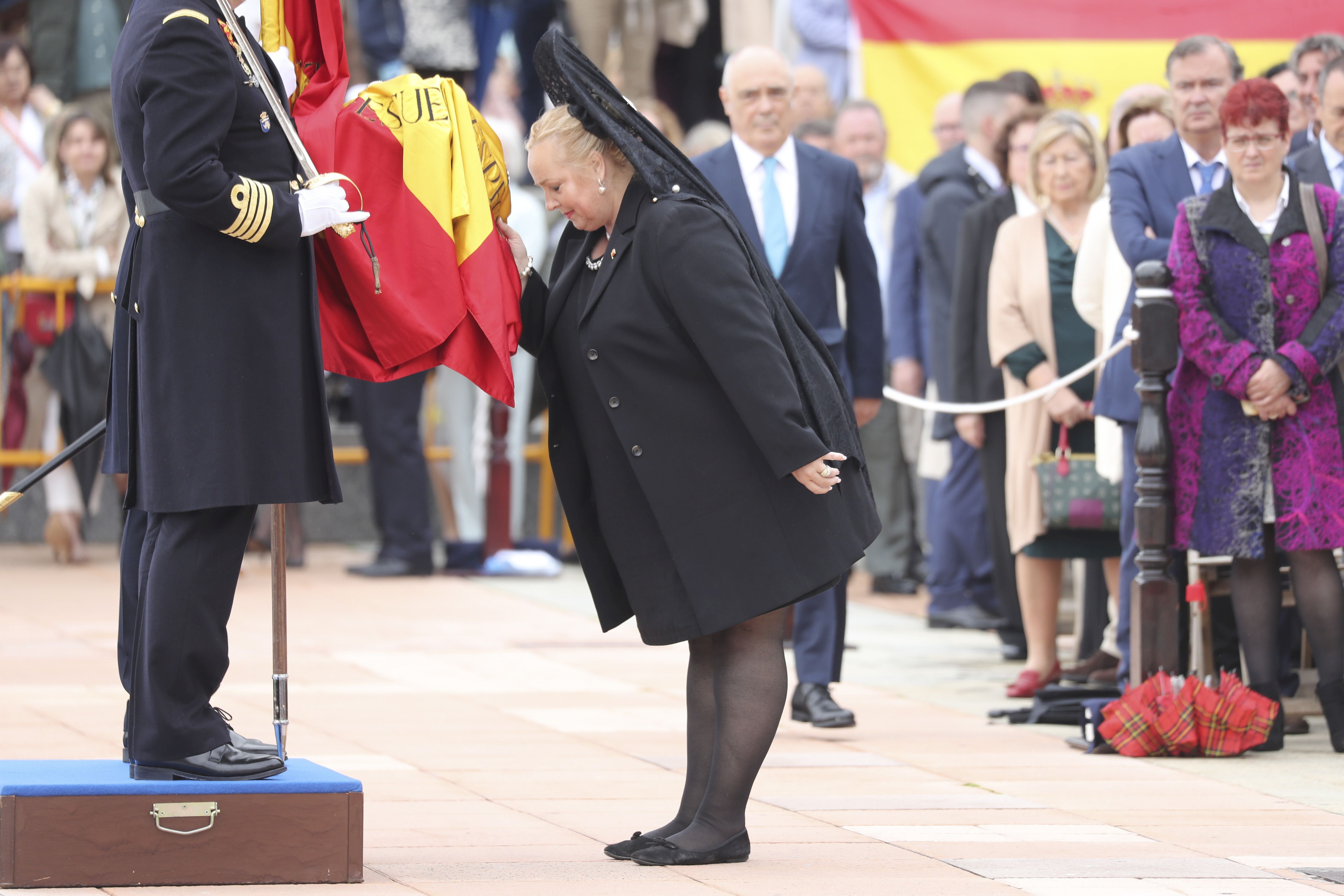 Las imágenes de la jura de bandera en Gijón (3)