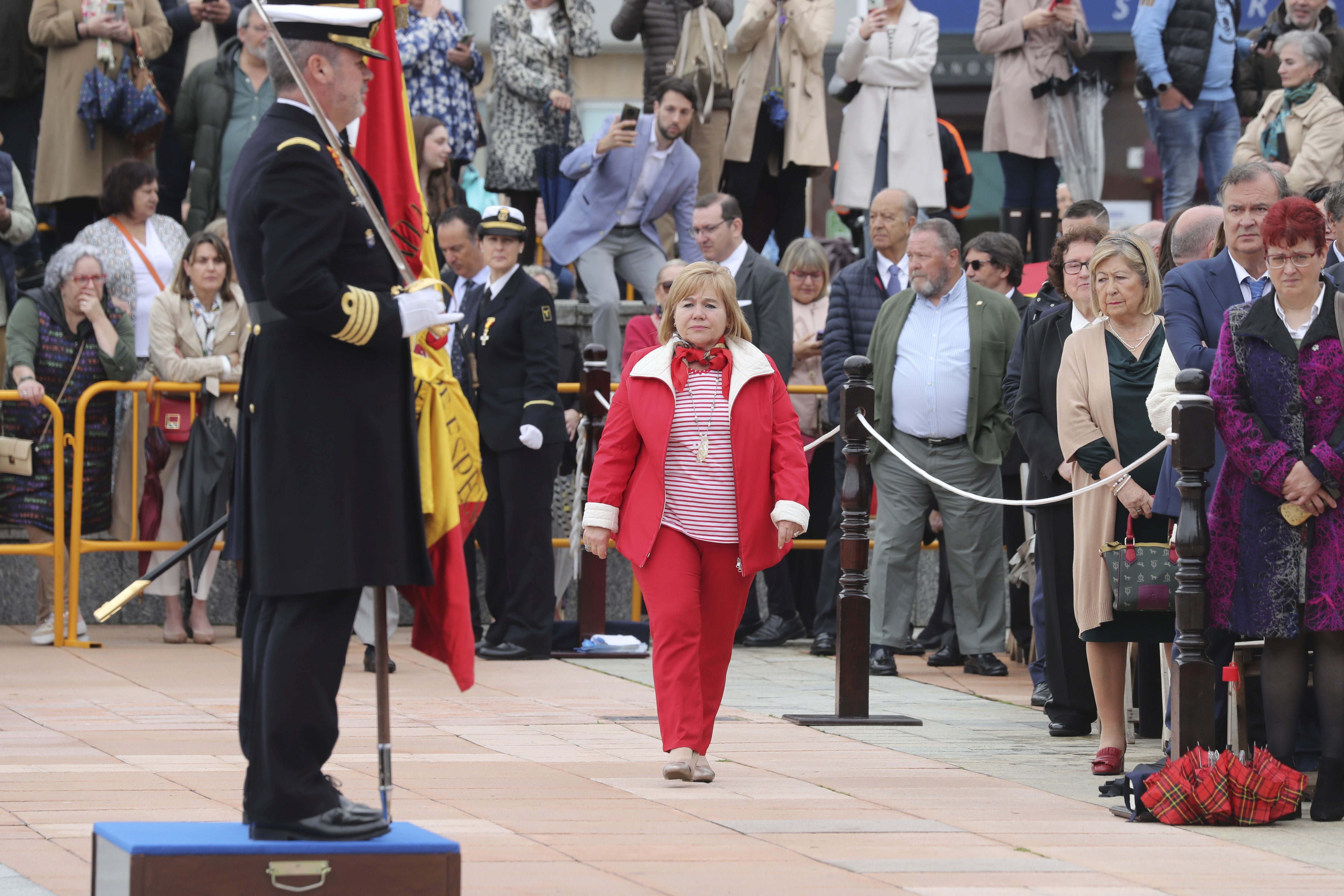 Las imágenes de la jura de bandera en Gijón (4)