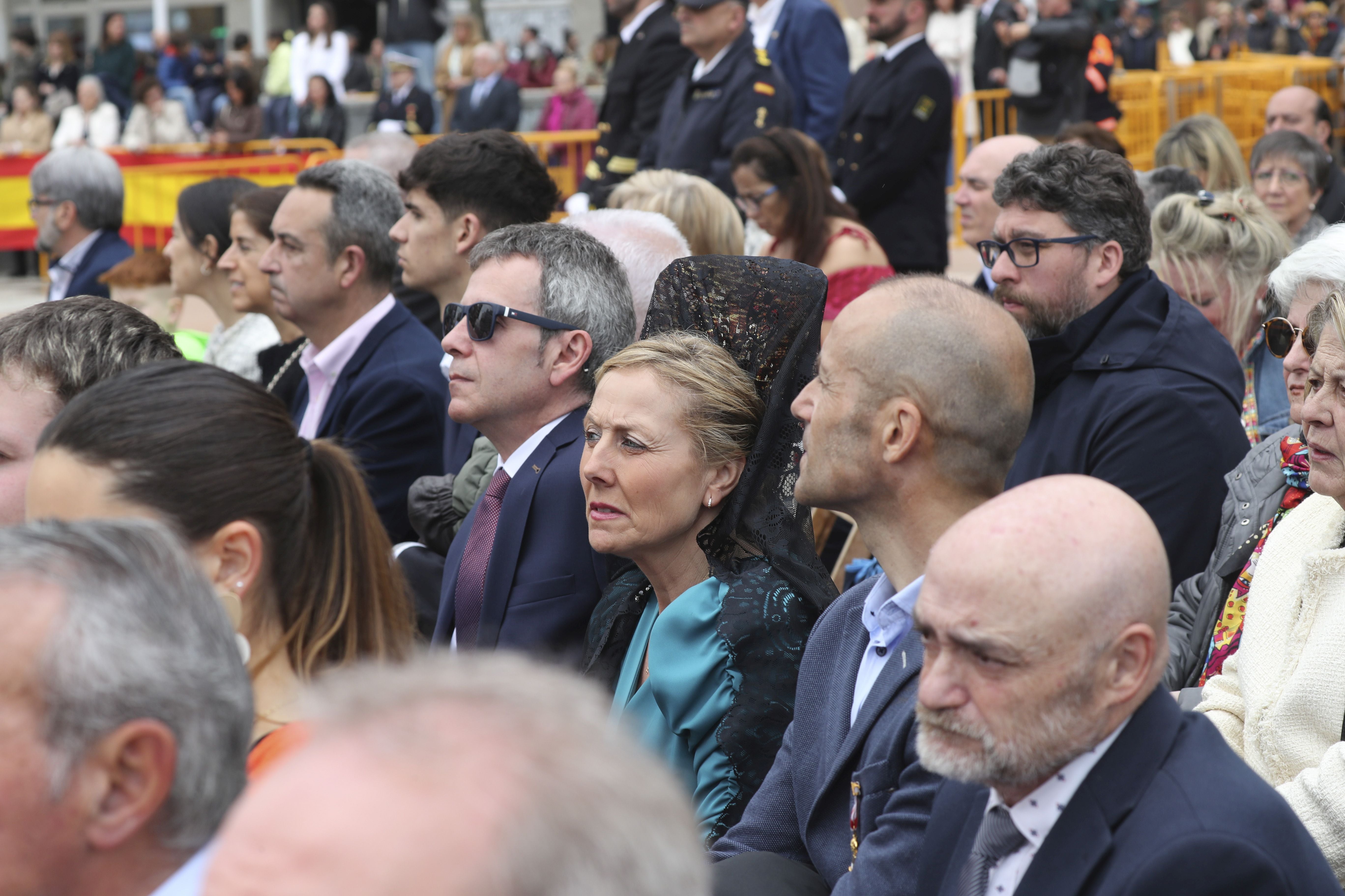 Las imágenes de la jura de bandera en Gijón (5)