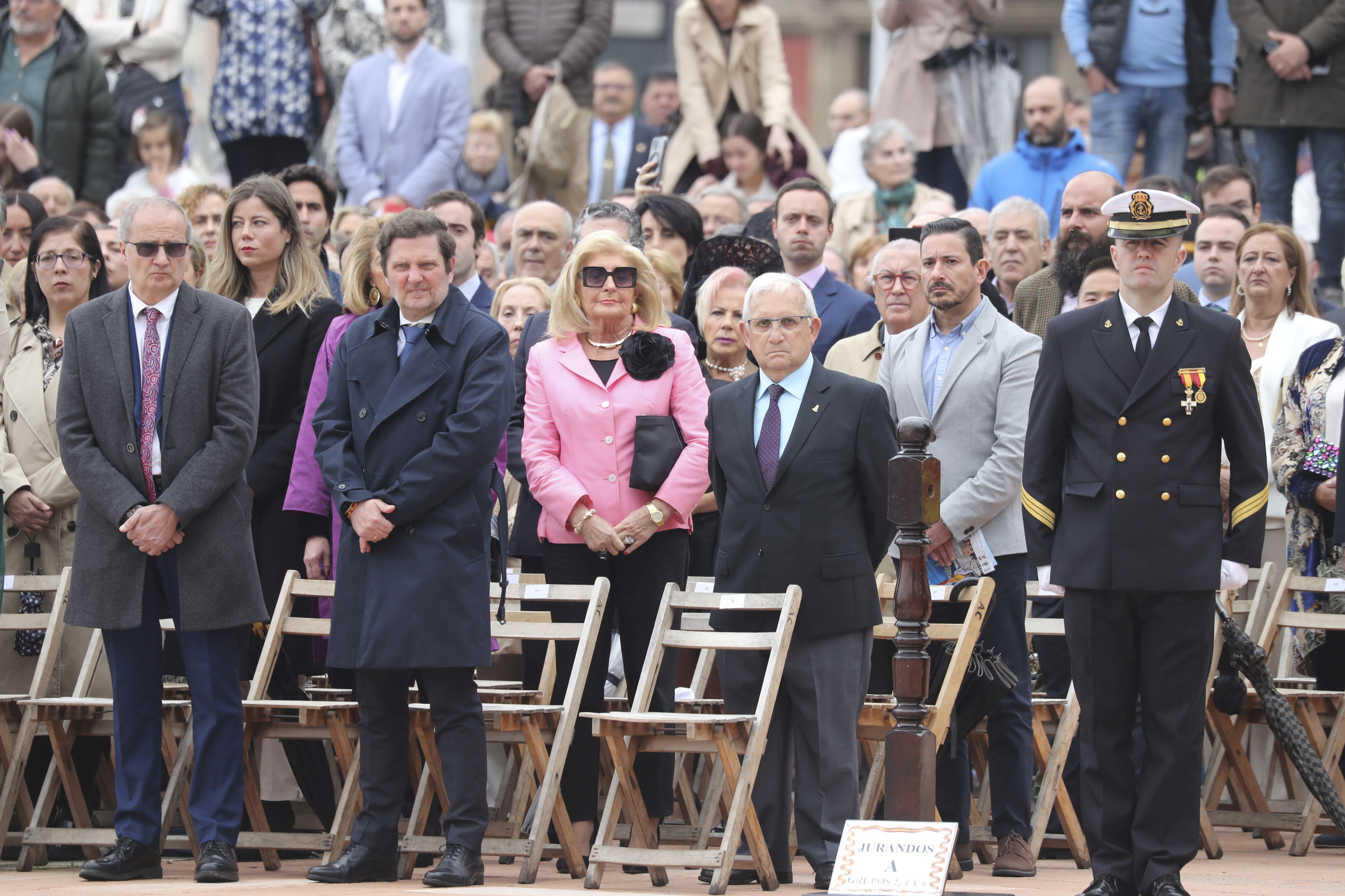 Las imágenes de la jura de bandera en Gijón (5)