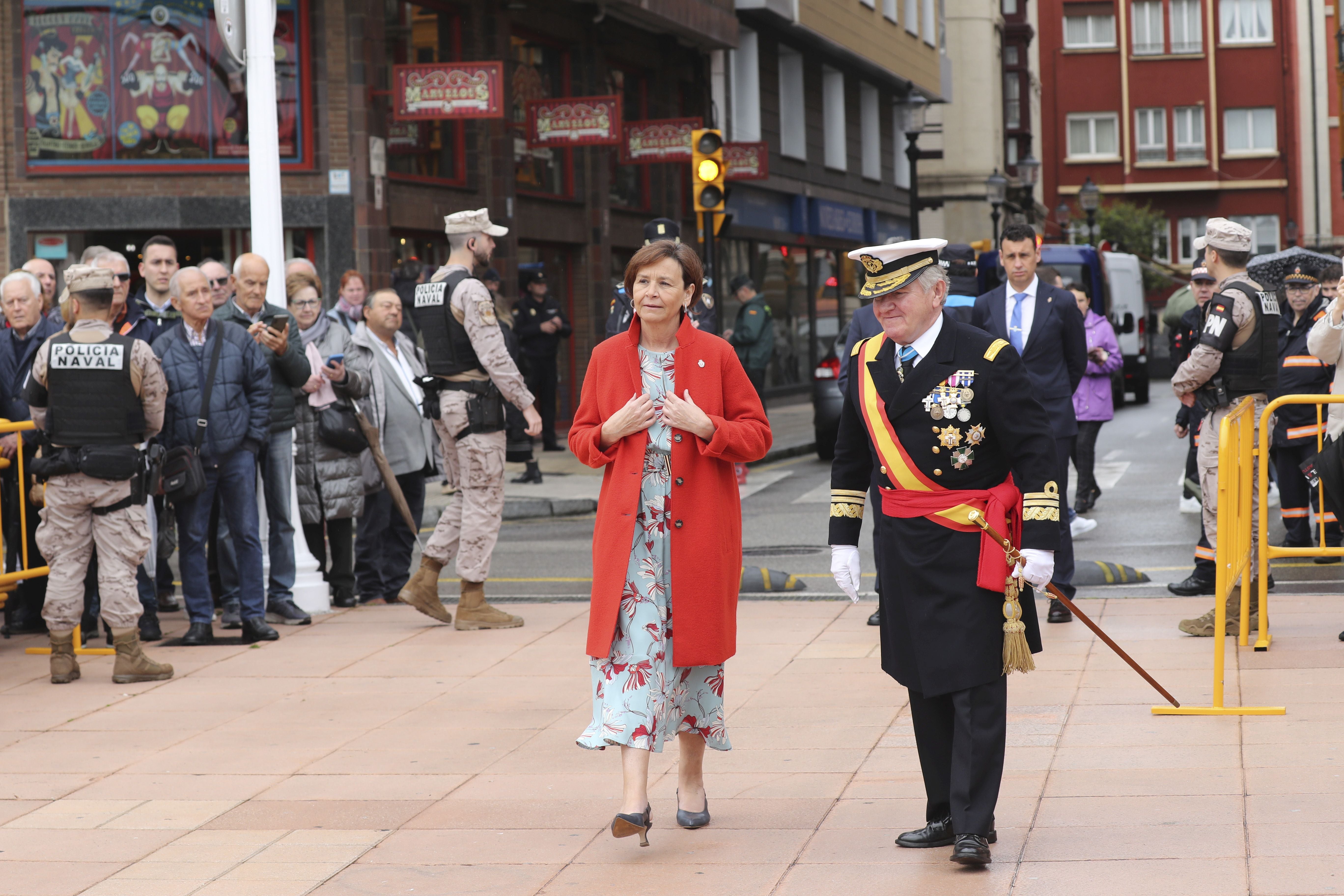 Las imágenes de la jura de bandera en Gijón (1)