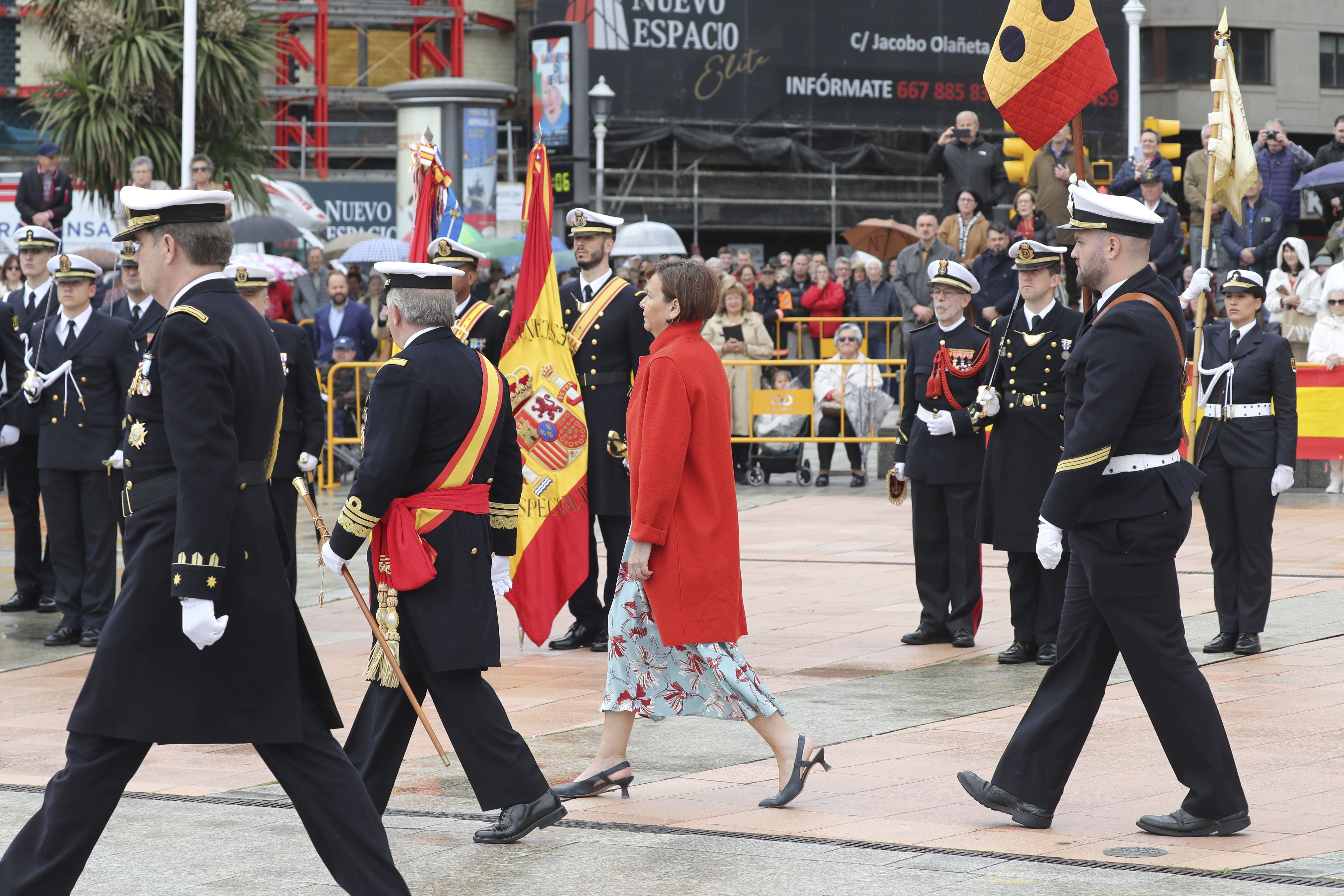 Las imágenes de la jura de bandera en Gijón (1)