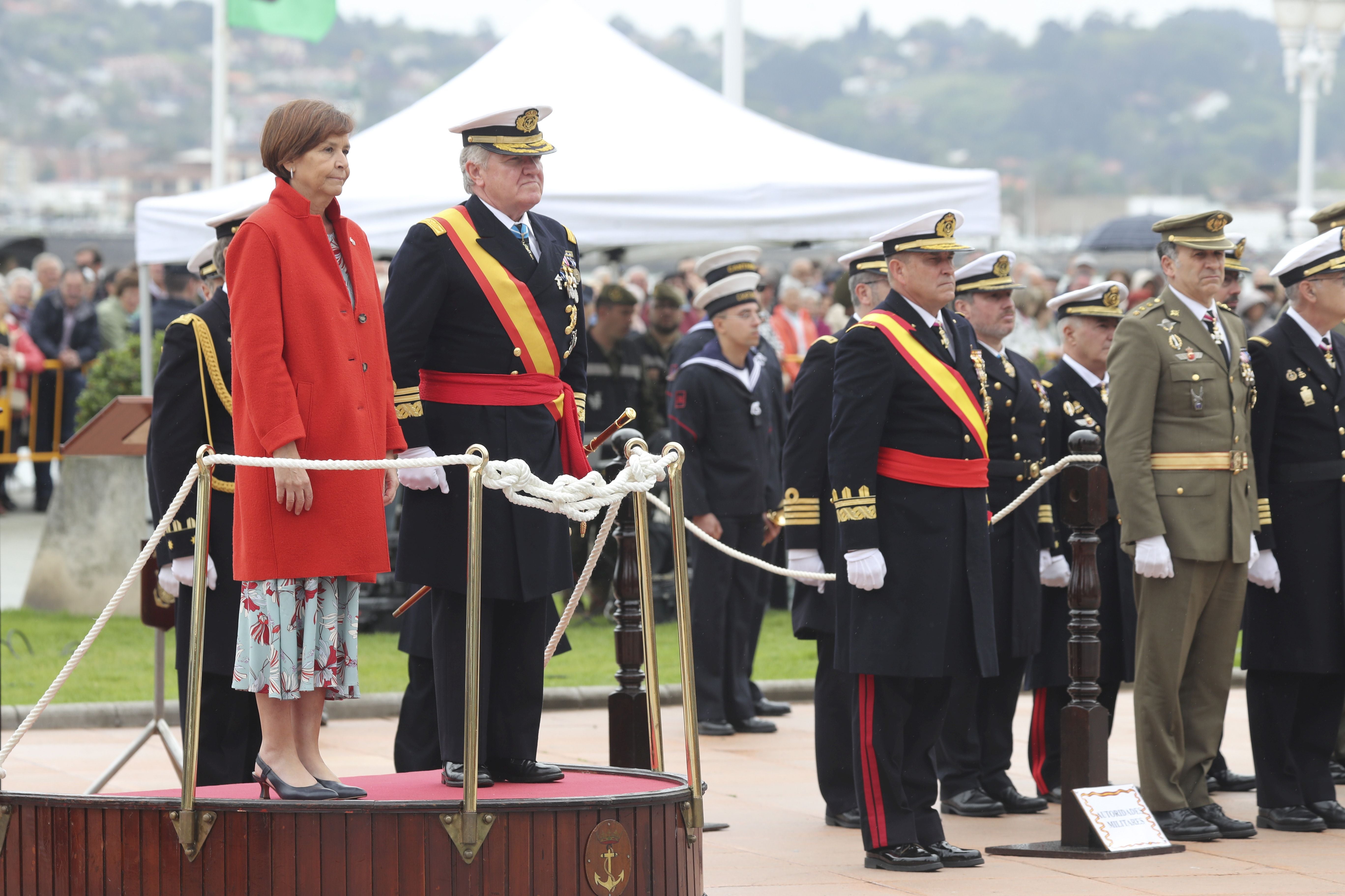 Las imágenes de la jura de bandera en Gijón (1)