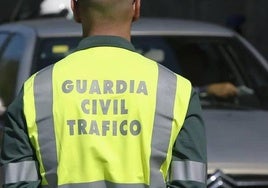 Un agente de la Guardia Civil de Tráfico.