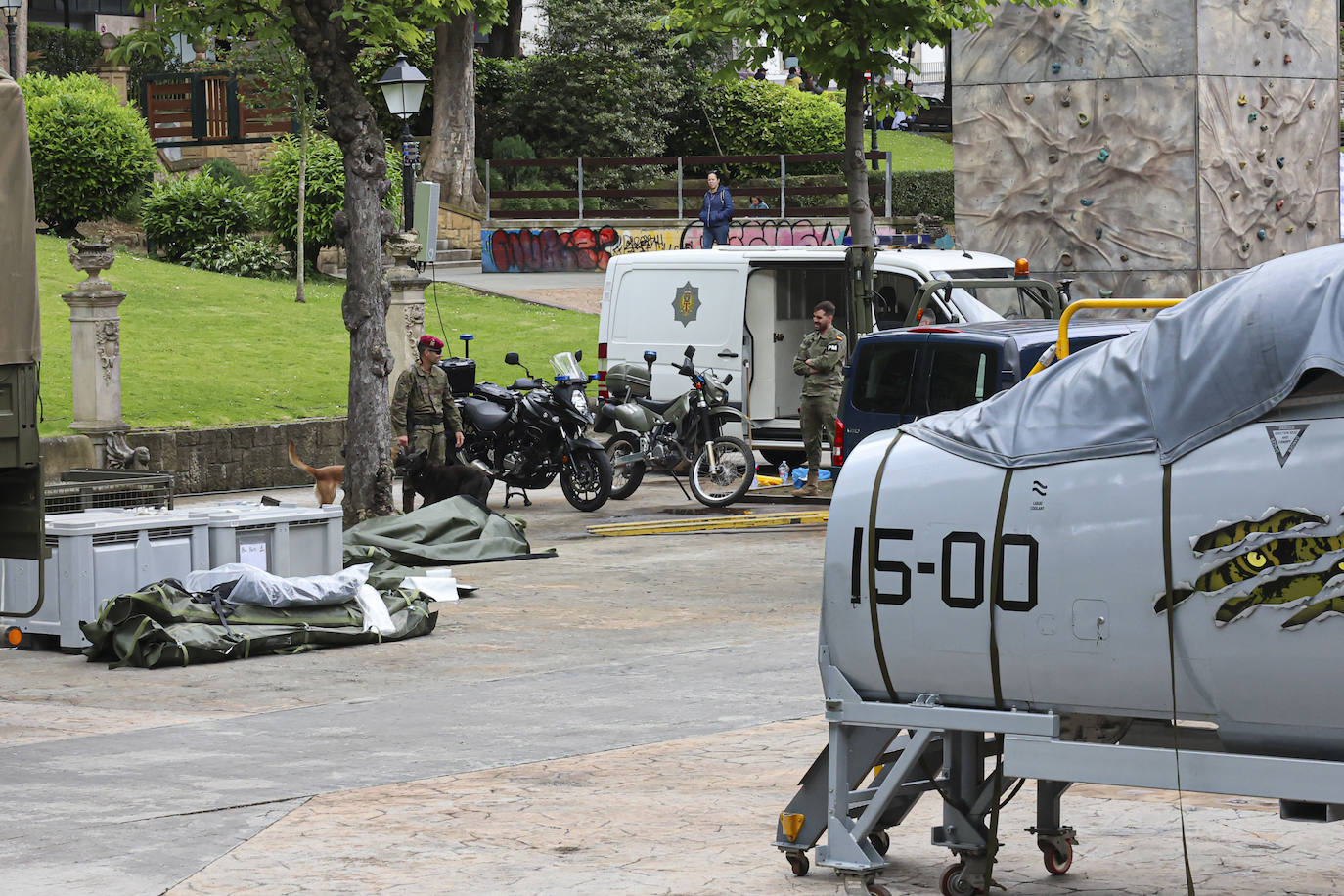 Los preparativos de las Fuerzas Armadas en Oviedo