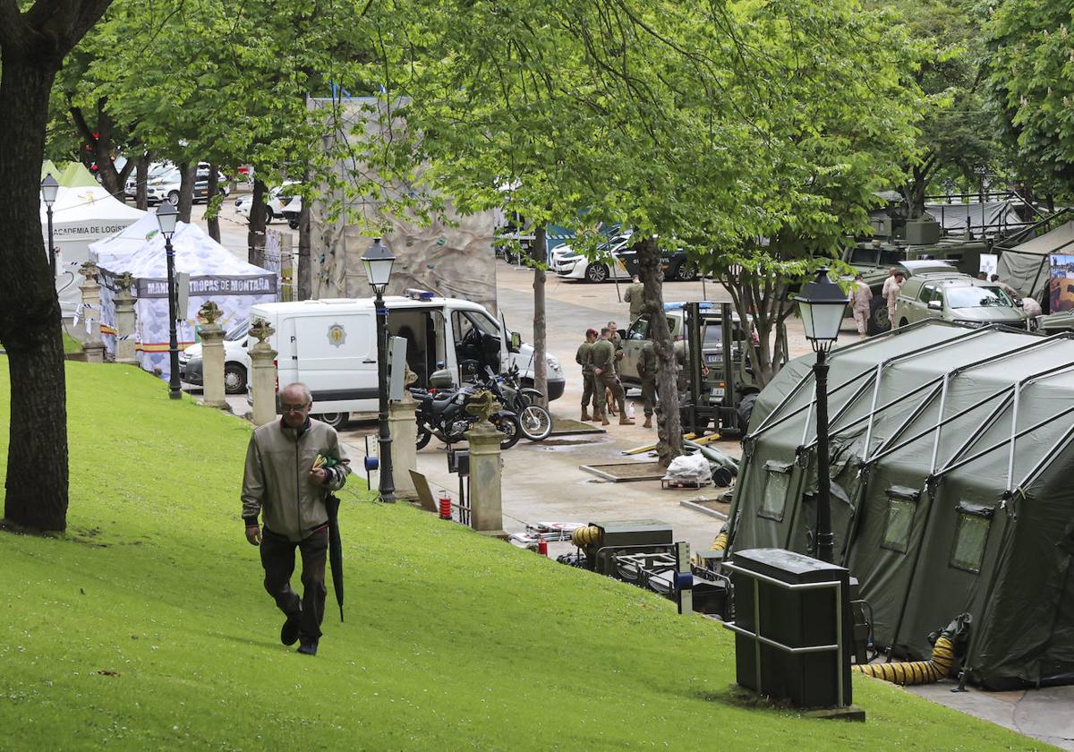 Los preparativos de las Fuerzas Armadas en Oviedo