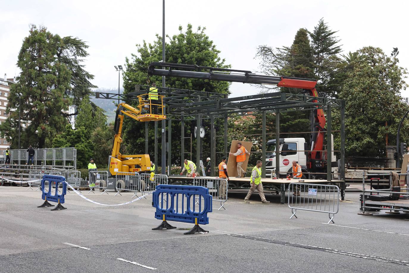 Los preparativos de las Fuerzas Armadas en Oviedo