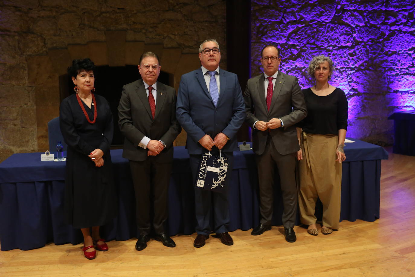 Oviedo homenajea a sus trabajadores municipales