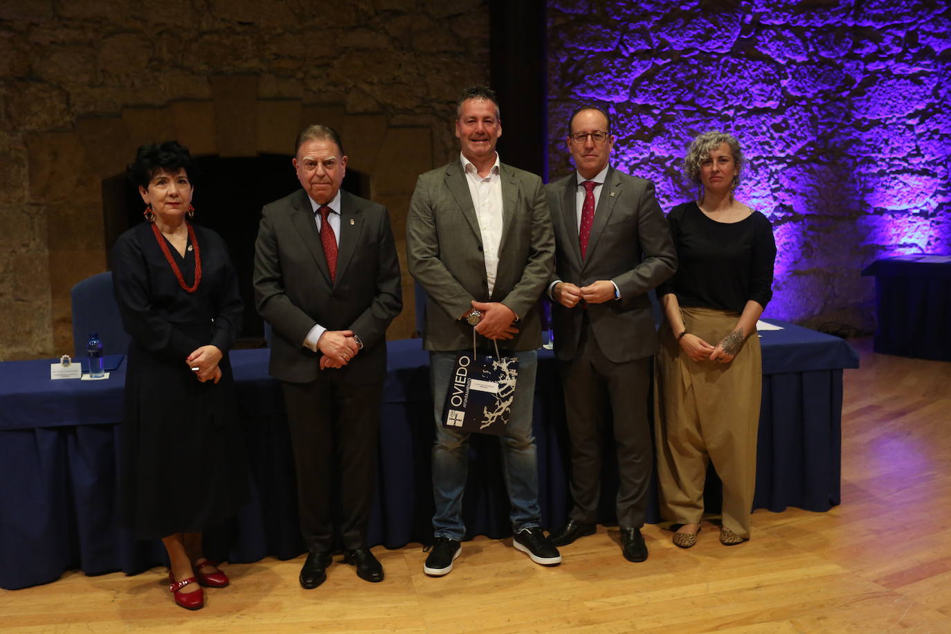 Oviedo homenajea a sus trabajadores municipales