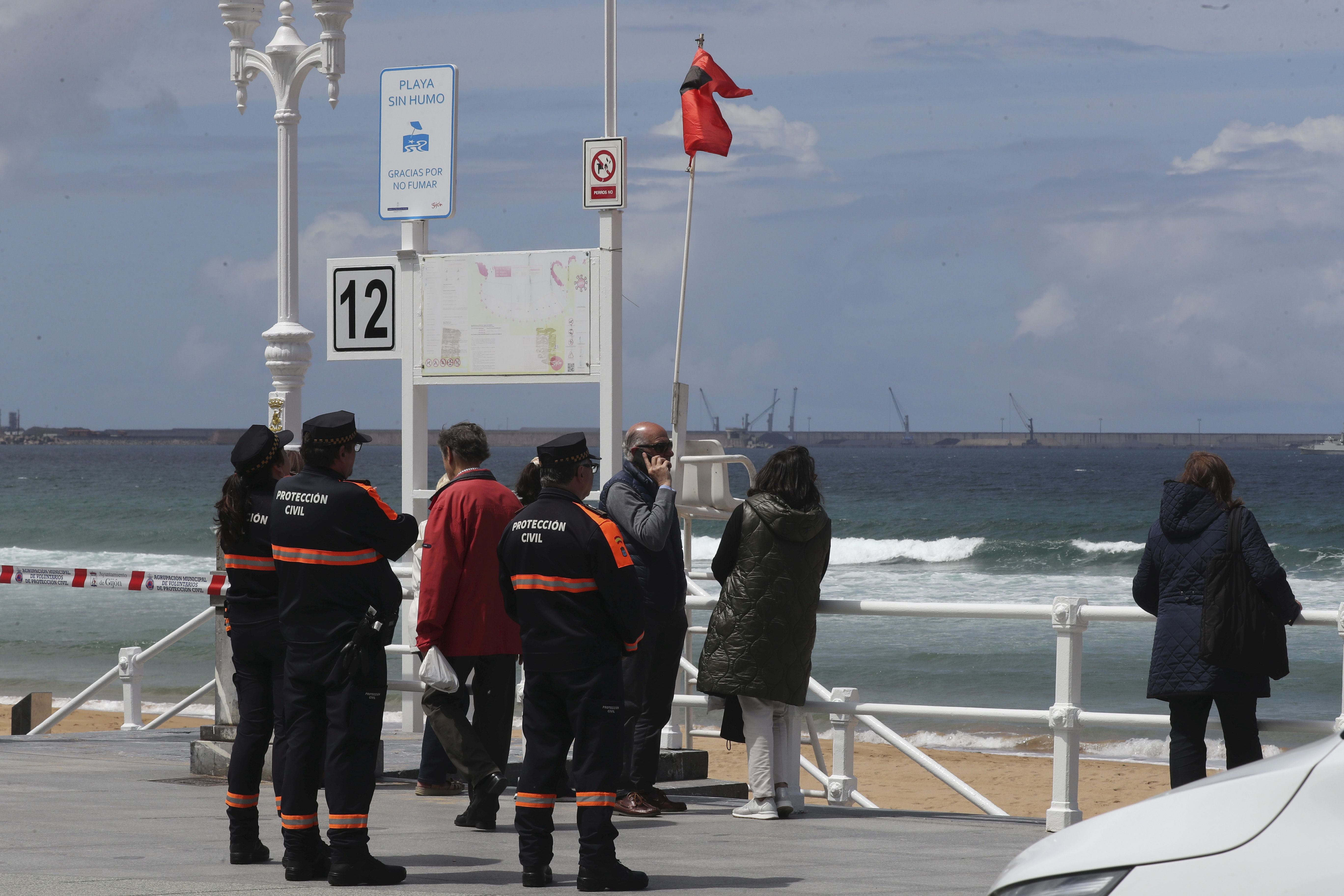 Gijón vive un desembarco de película del Ejército