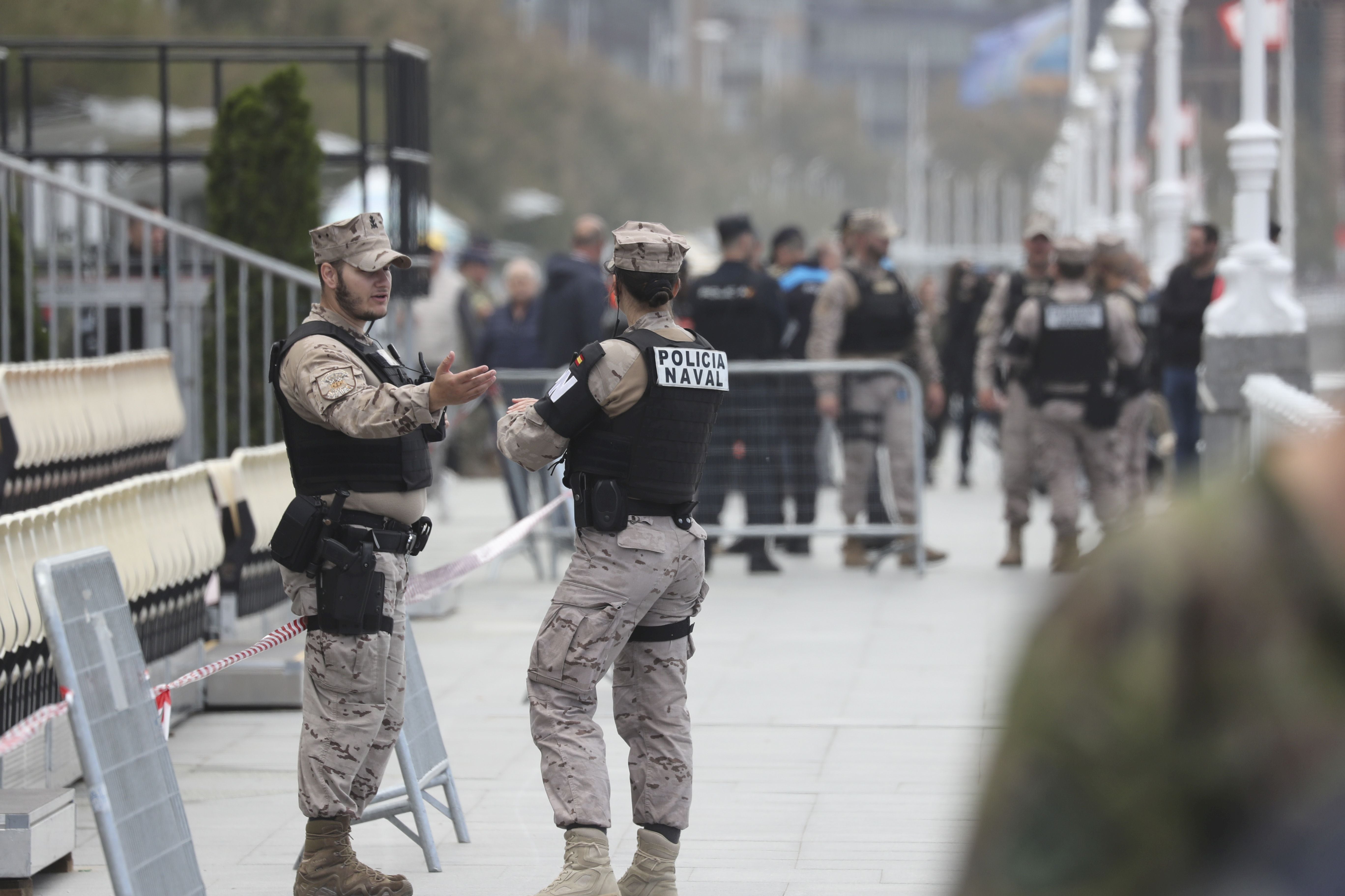 Gijón vive un desembarco de película del Ejército