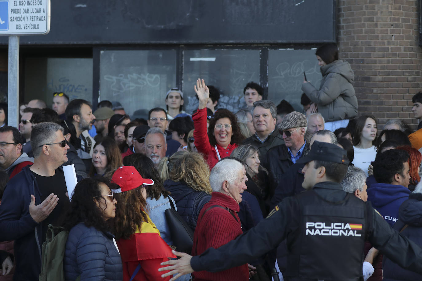 ¿Estuviste en el acto central de las Fuerzas Armadas en Gijón? ¡Búscate!