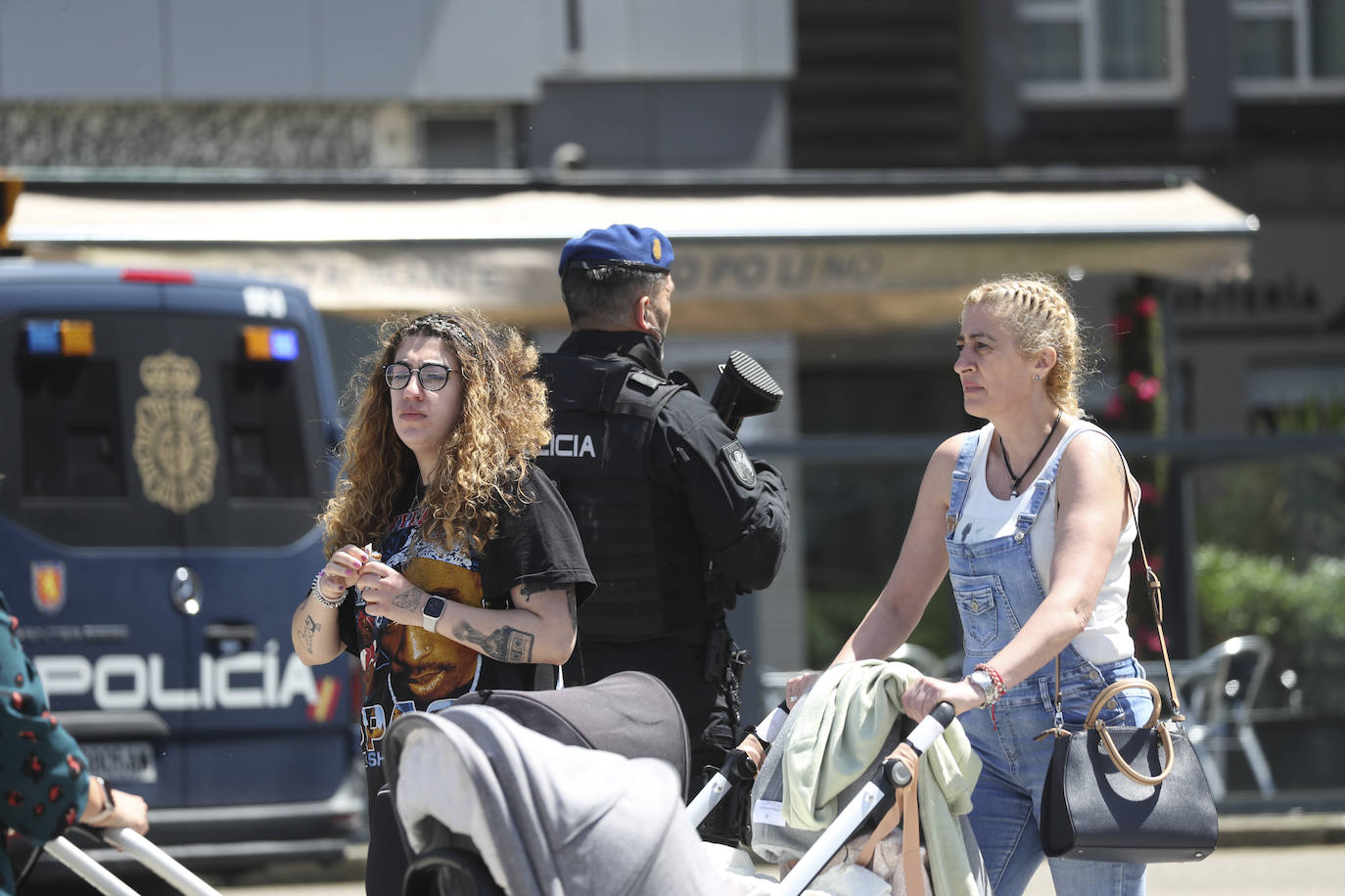 ¿Estuviste en el acto central de las Fuerzas Armadas en Gijón? ¡Búscate!