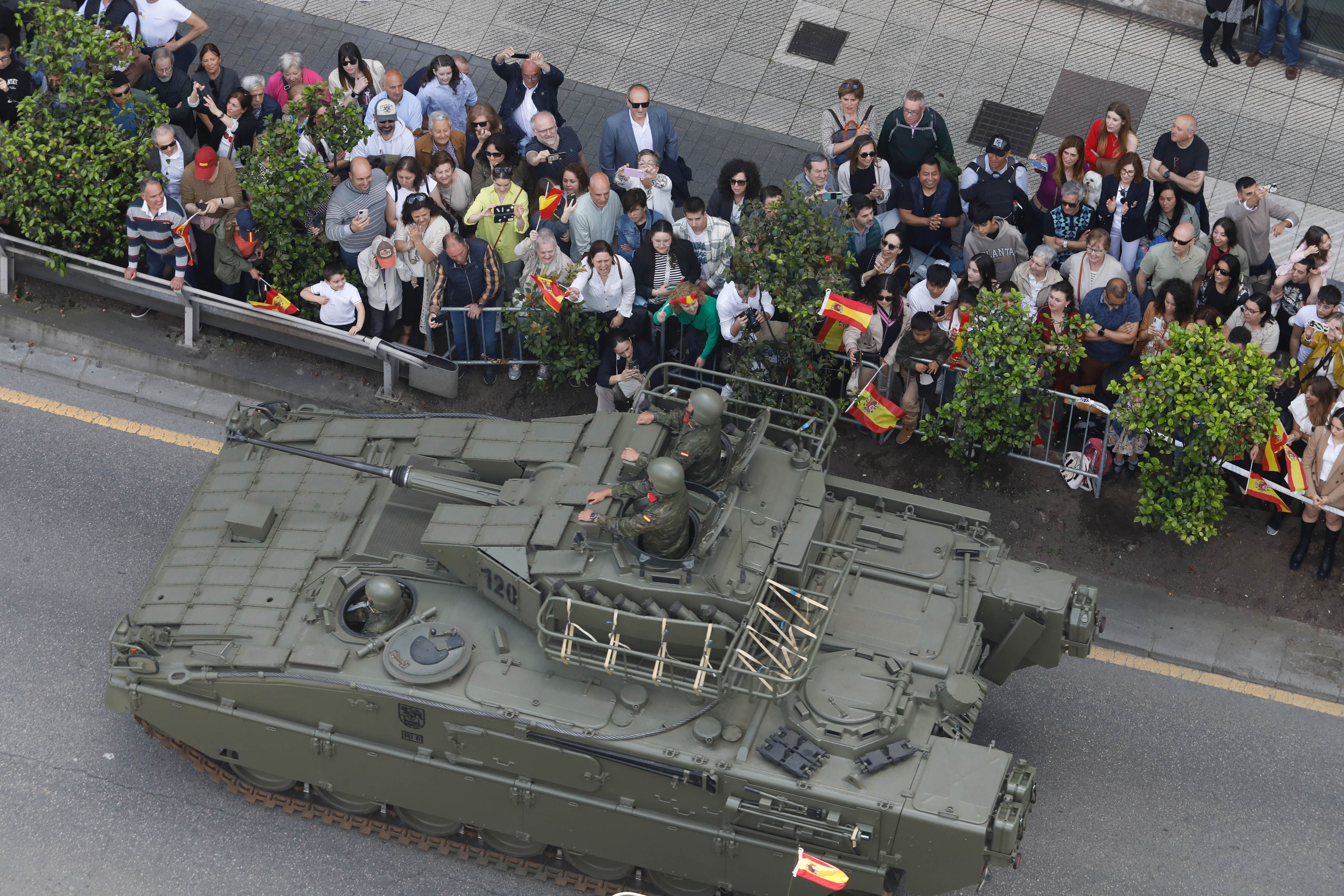 El desfile del Día de las Fuerzas Armadas, desde arriba