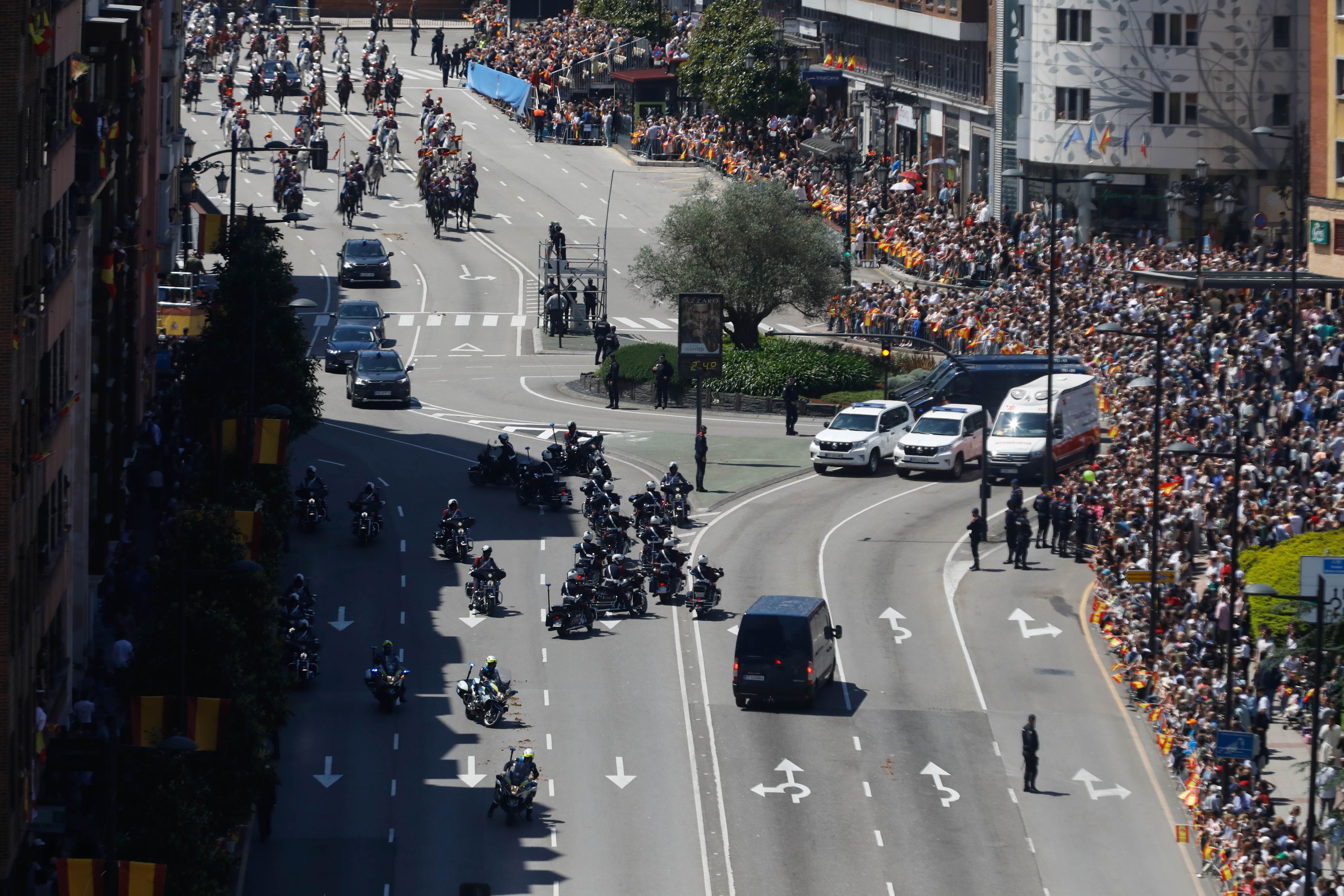 El desfile del Día de las Fuerzas Armadas, desde arriba