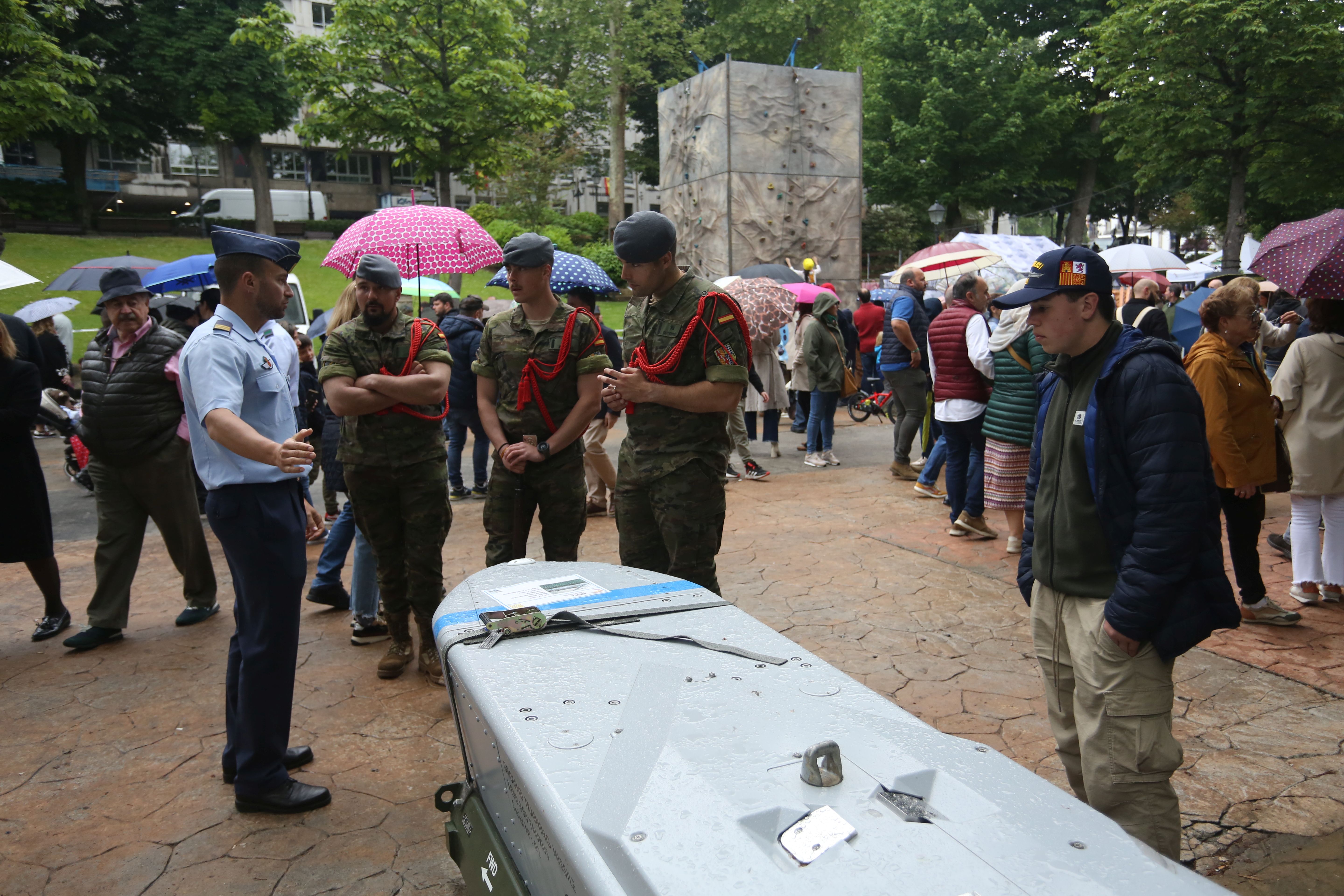 Última oportunidad para conocer a los militares de cerca en Oviedo