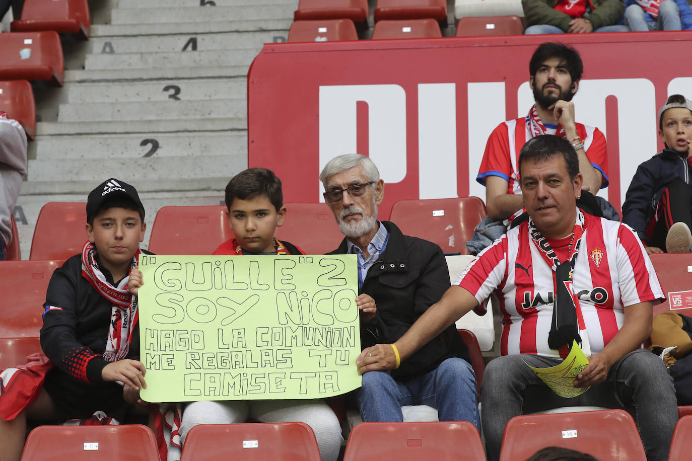 ¿Estuviste en El Molinón en el Sporting - Eibar? ¡Búscate!