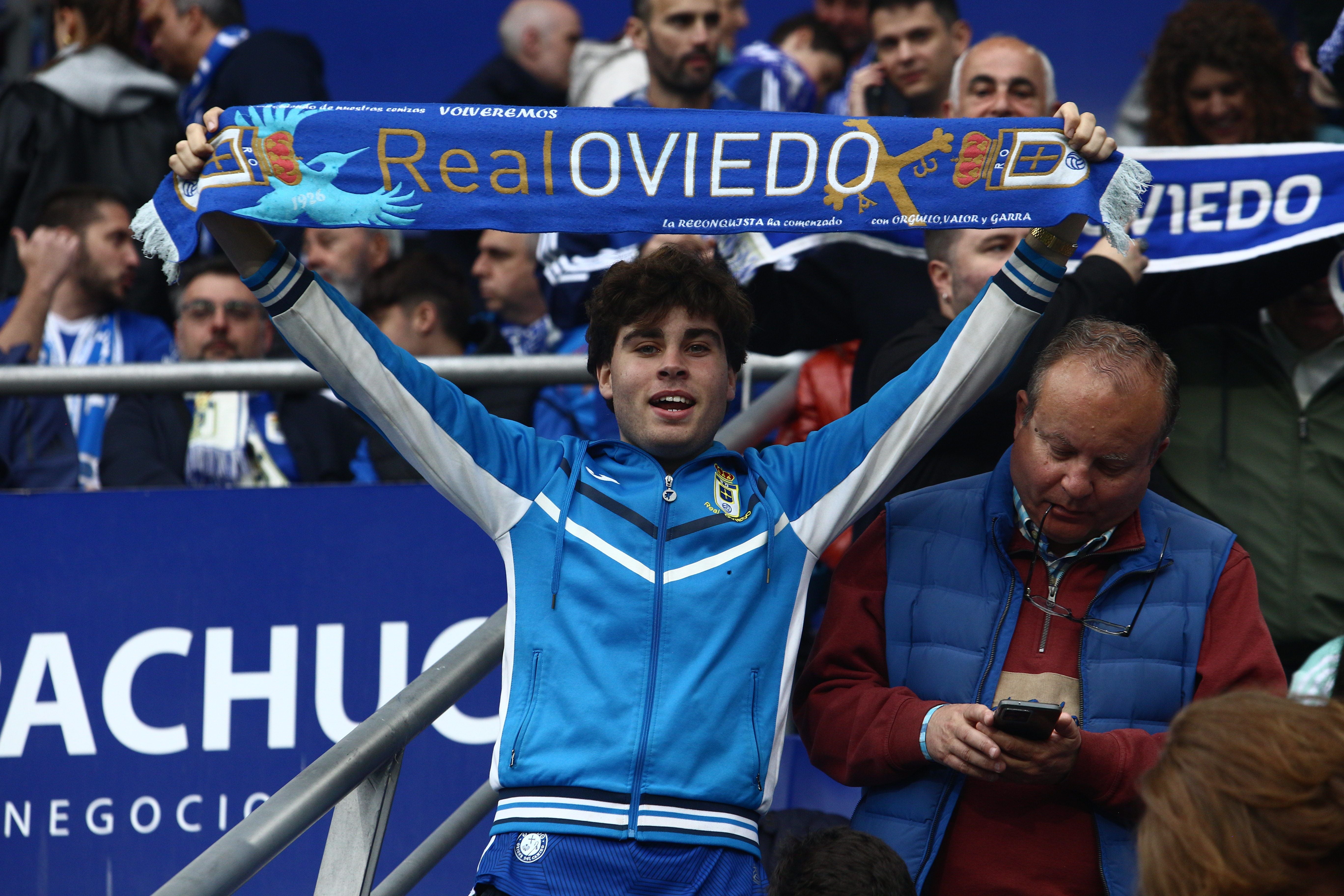 ¿Estuviste en el Real Oviedo - Andorra? ¡Búscate en las fotos!