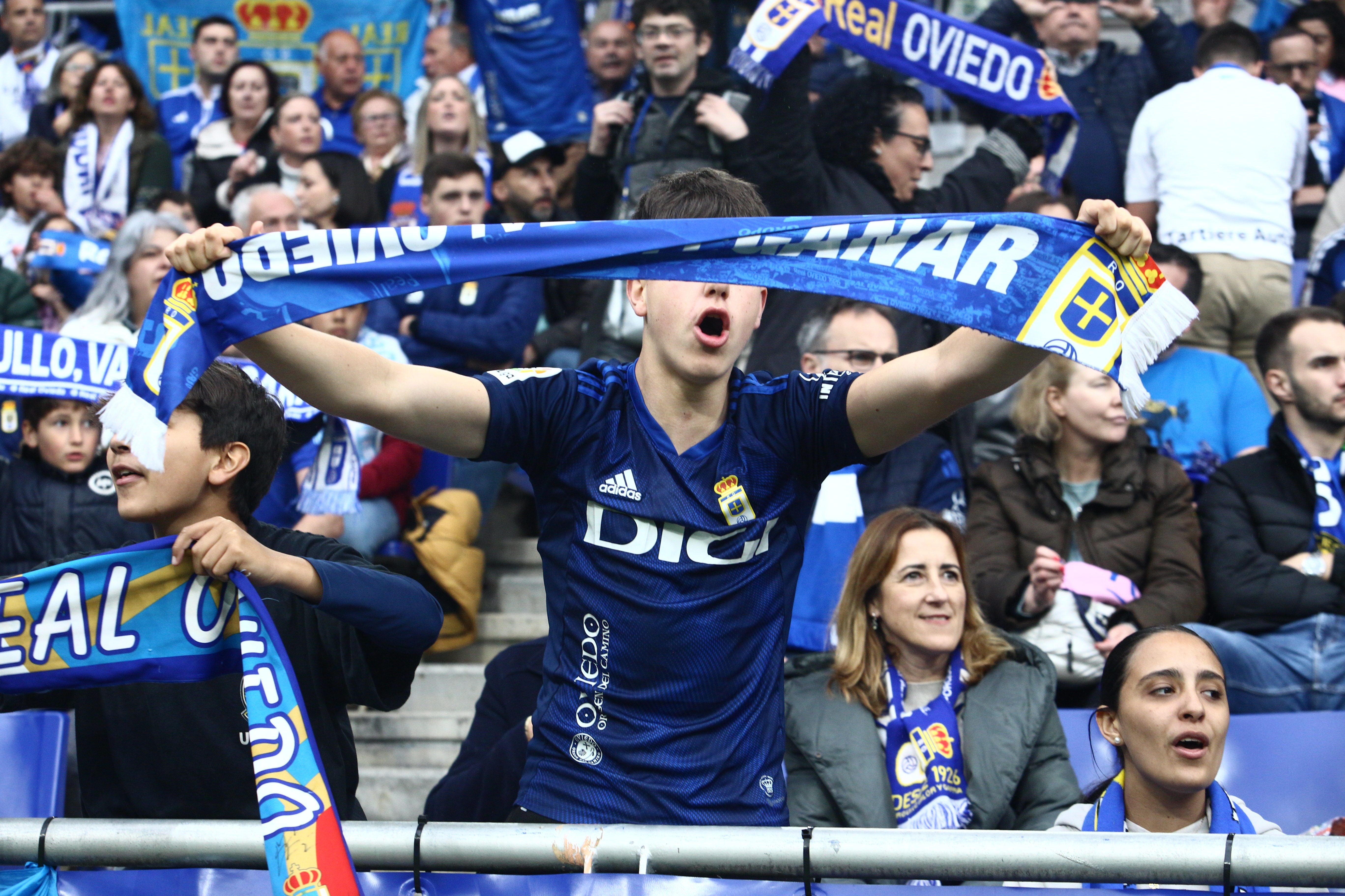 ¿Estuviste en el Real Oviedo - Andorra? ¡Búscate en las fotos!