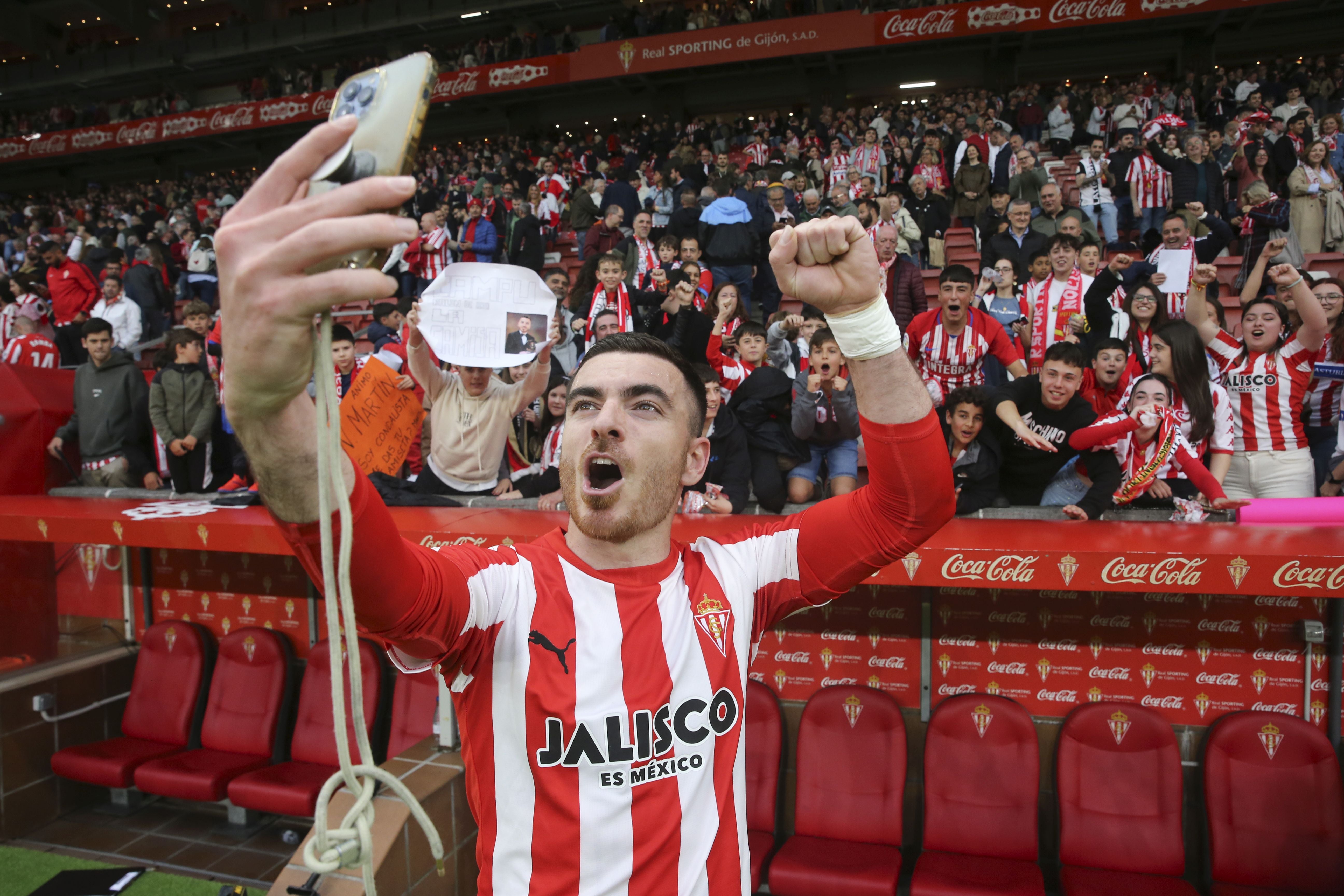 ¿Estuviste en El Molinón en el Sporting - Eibar? ¡Búscate!