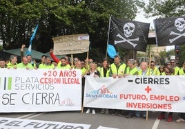 Los trabajadores de las auxiliares siempre participaron en todas las concentraciones en defensa de Sekurit, como la visita de Yolanda Díaz.