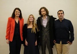 Natalia Torrente (del diario deportivo digital 'Relevo'); Candela Gordovil ('El Diario Montañés'), Ramón Muñiz (EL COMERCIO) y Daniel Martínez ('El Diario Montañés'), recibieron los accésits de la Fundación Vocento.