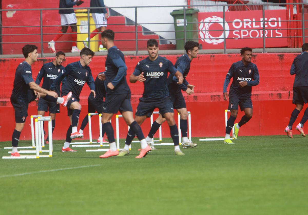 El Sporting, enfocado en preparar el partido contra el Eldense