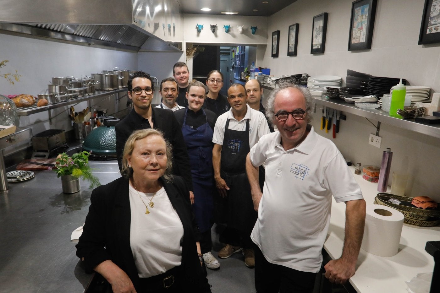 Yolanda Vega y José Antonio Campoviejo, alfrente de su equipo.