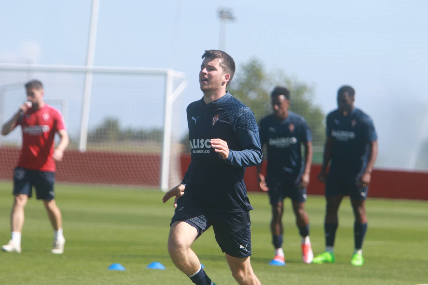 Último entrenamiento del Sporting antes de jugarse el &#039;play off&#039;