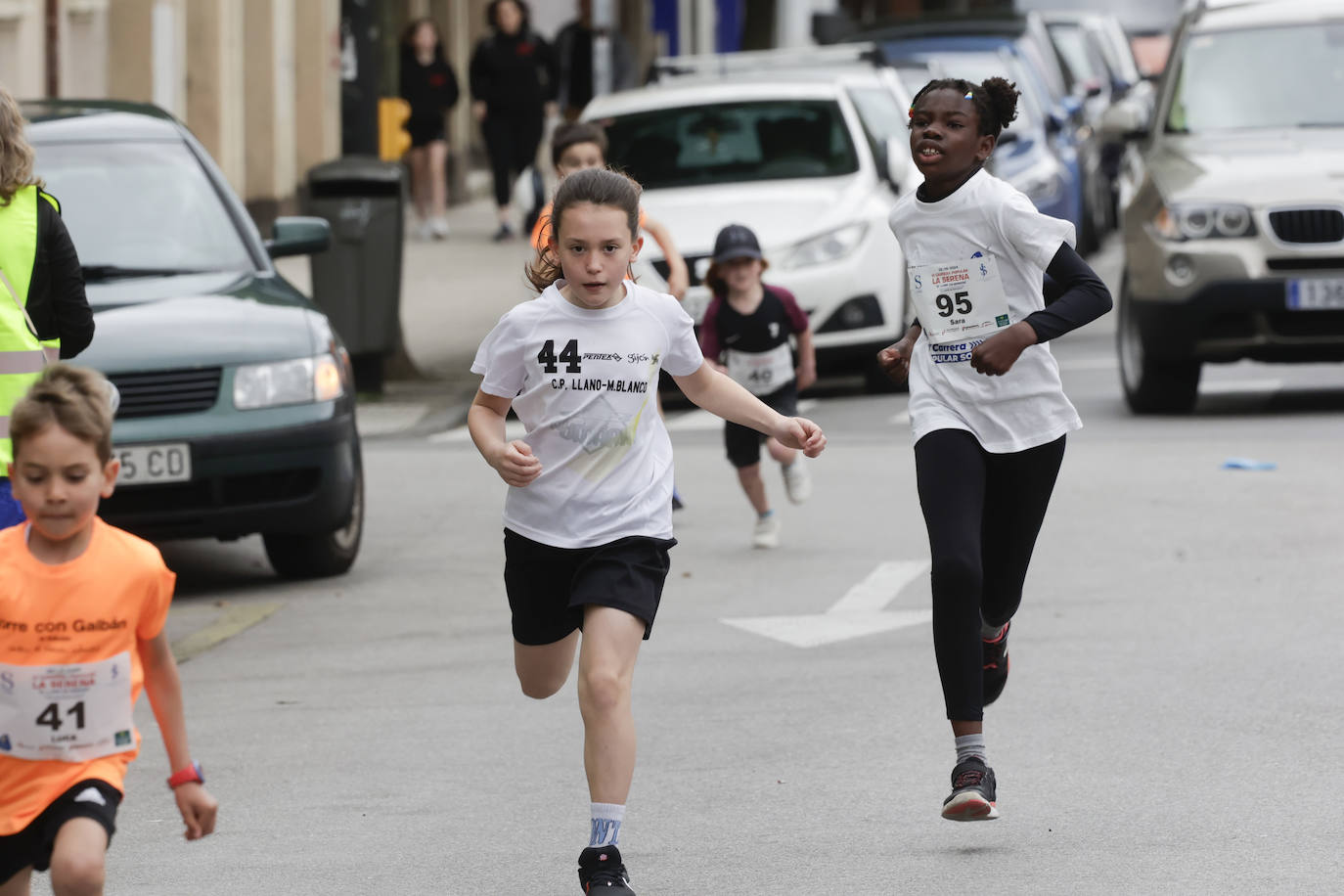 Medio millar de personas en la Carrera Popular Solidaria La Serena-El Llano en Marcha&#039;