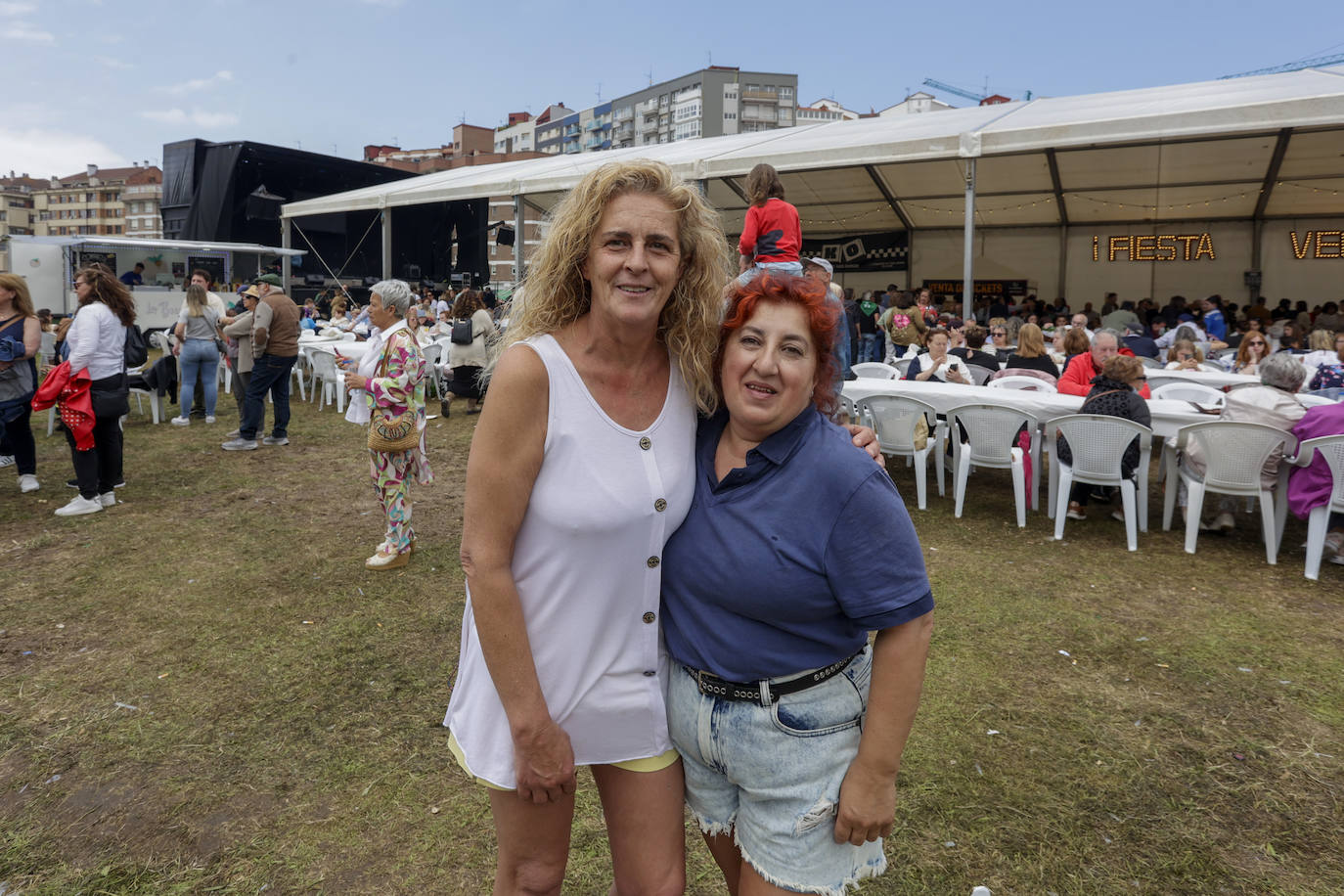 Paellada vecinal en el &#039;solarón&#039;