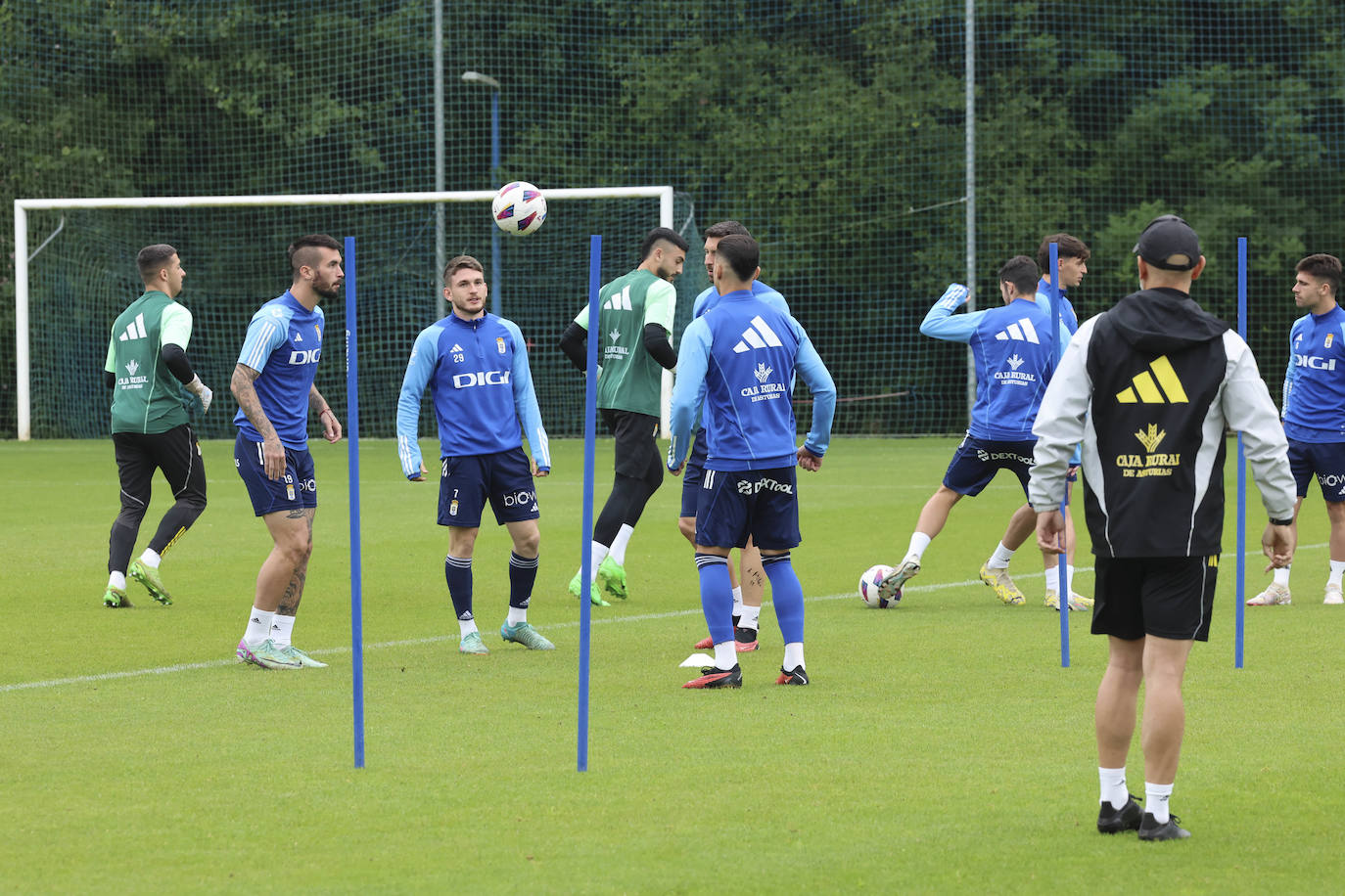 Último entrenamiento del Oviedo antes del primer partido del &#039;play off&#039;