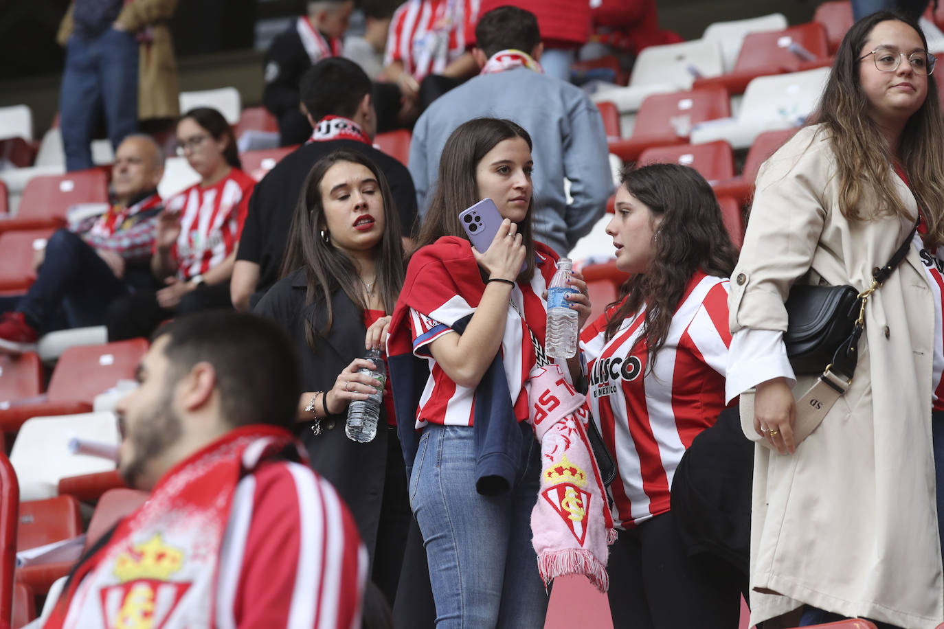 ¿Estuviste en el Sporting - Espanyol? ¡Búscate!