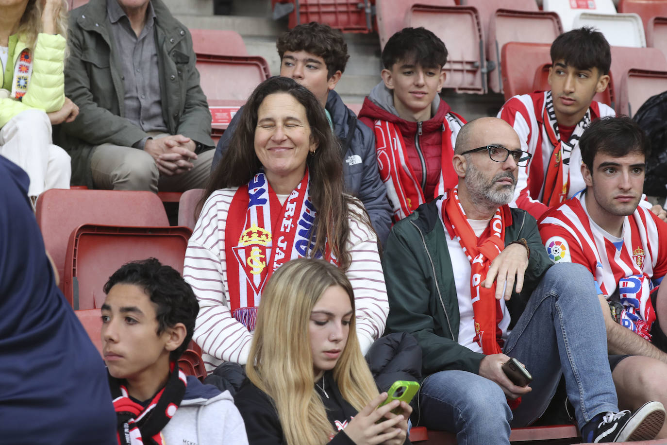 ¿Estuviste en el Sporting - Espanyol? ¡Búscate!