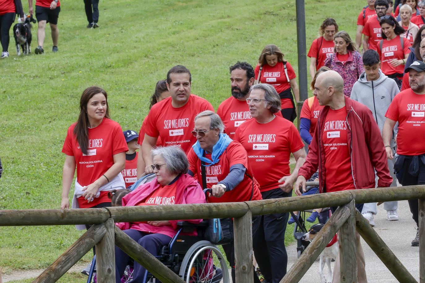 Primera marcha solidaria de Cruz Roja