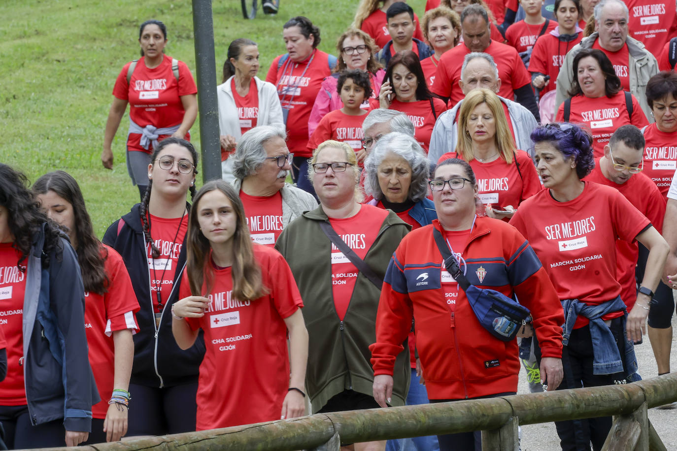 Primera marcha solidaria de Cruz Roja