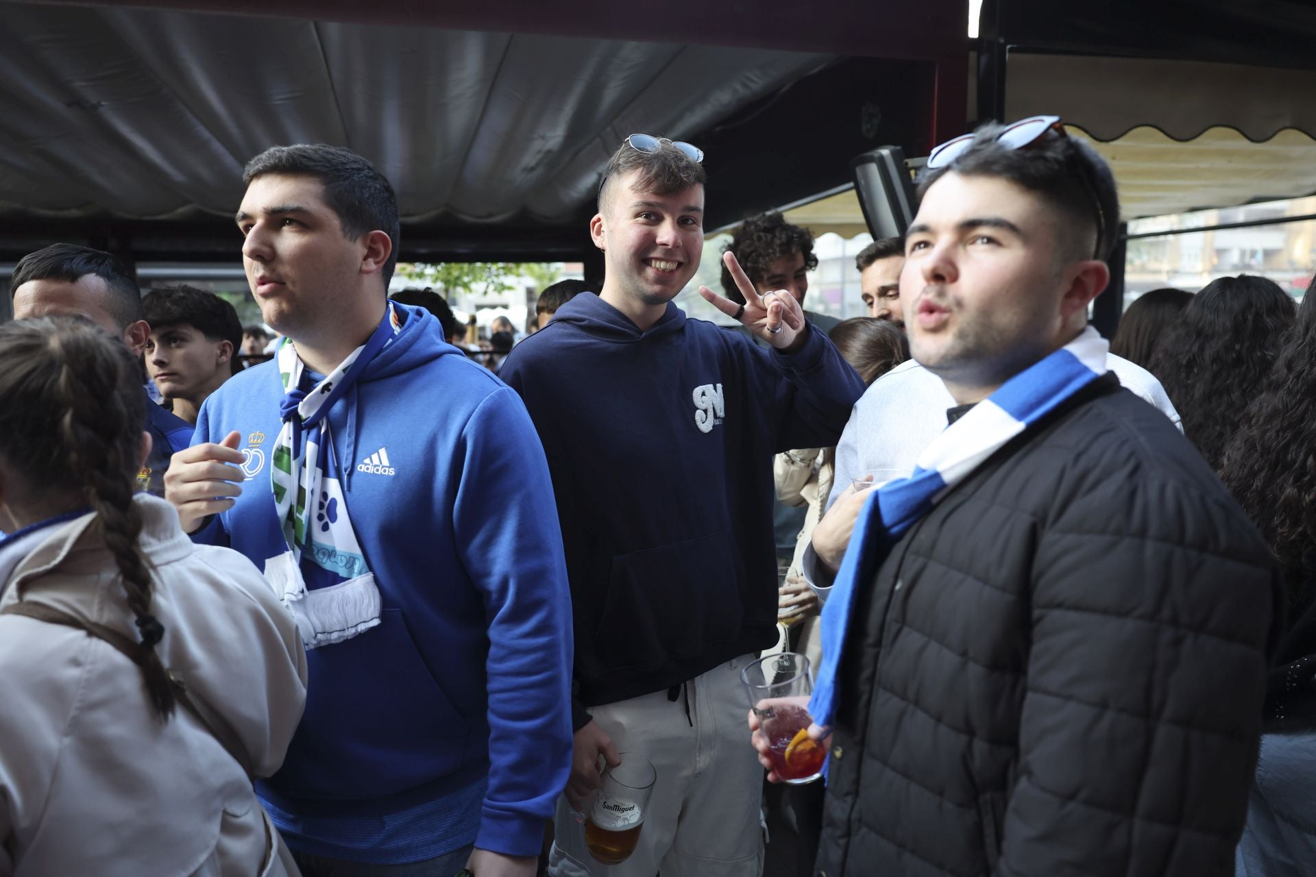 Ambientazo en los bares: así se vivió el partido contra el Eibar en Oviedo