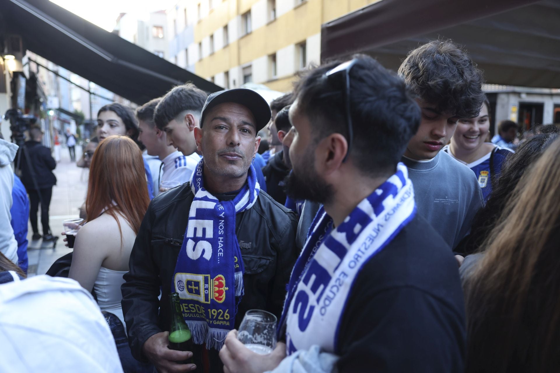 Ambientazo en los bares: así se vivió el partido contra el Eibar en Oviedo