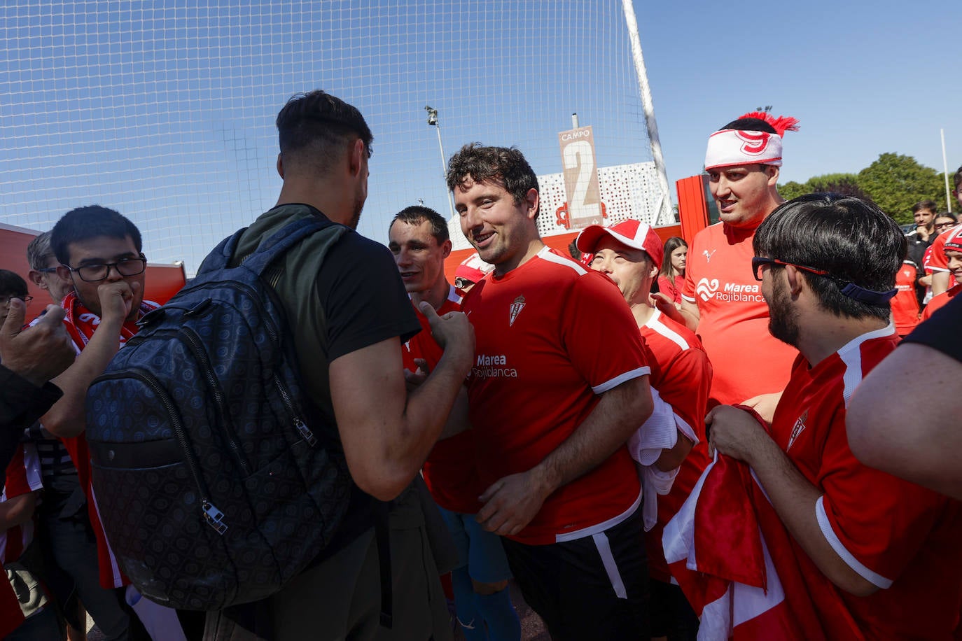 La Mareona arropa al Sporting antes de la vuelta: «¡Sí se puede!»