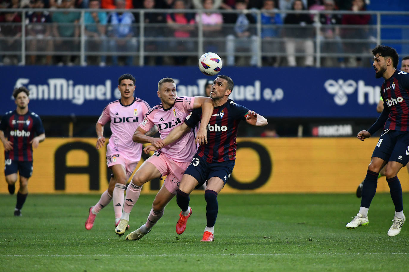 Las mejores imágenes del Eibar - Real Oviedo