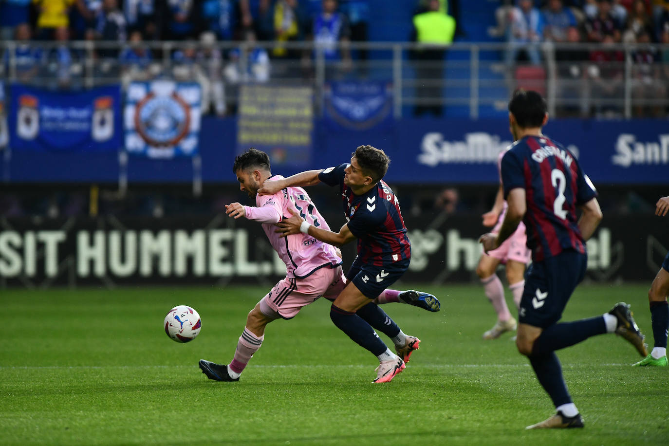 Las mejores imágenes del Eibar - Real Oviedo