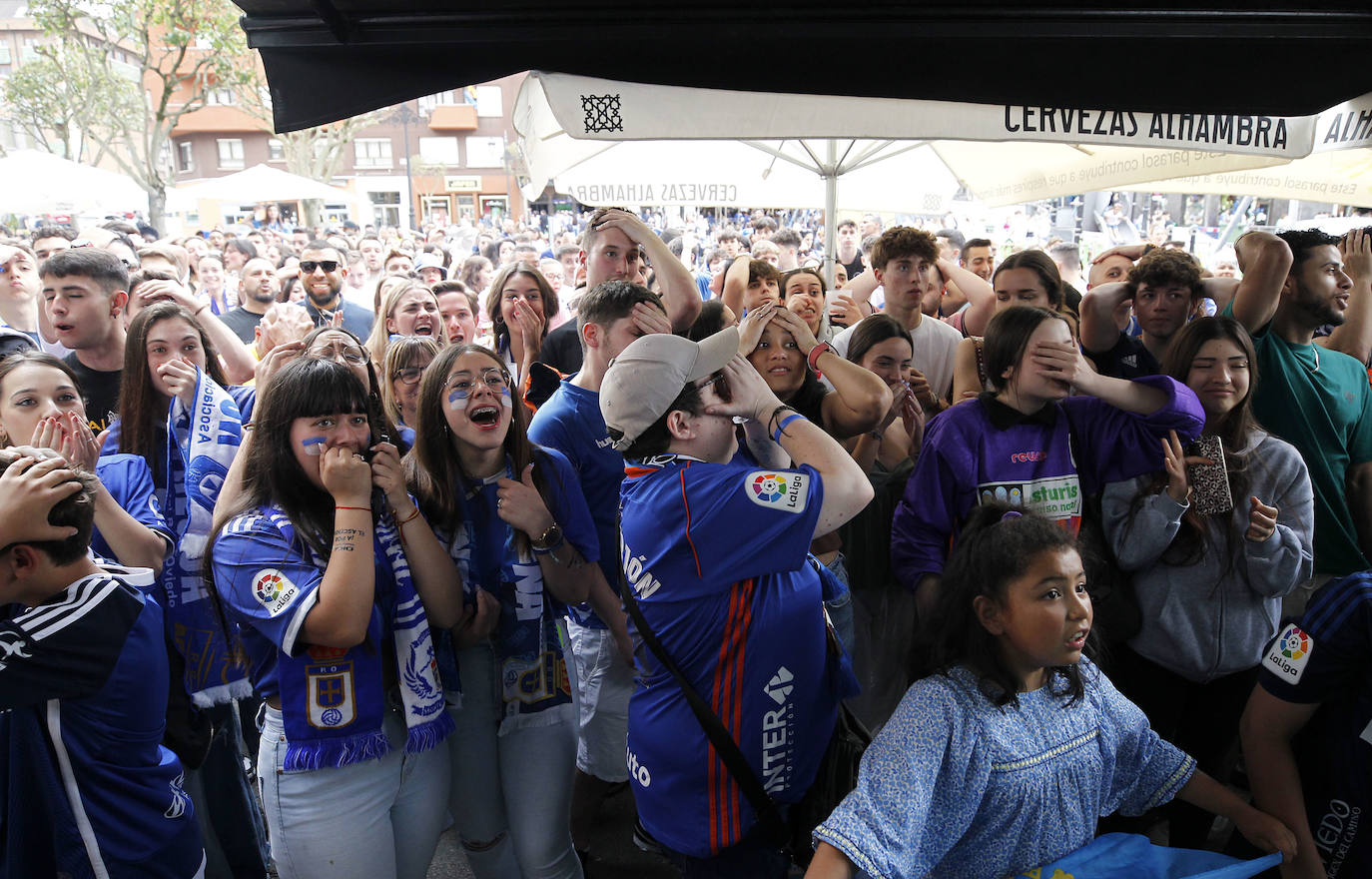 Los bares de Oviedo, a rebosar durante el partido