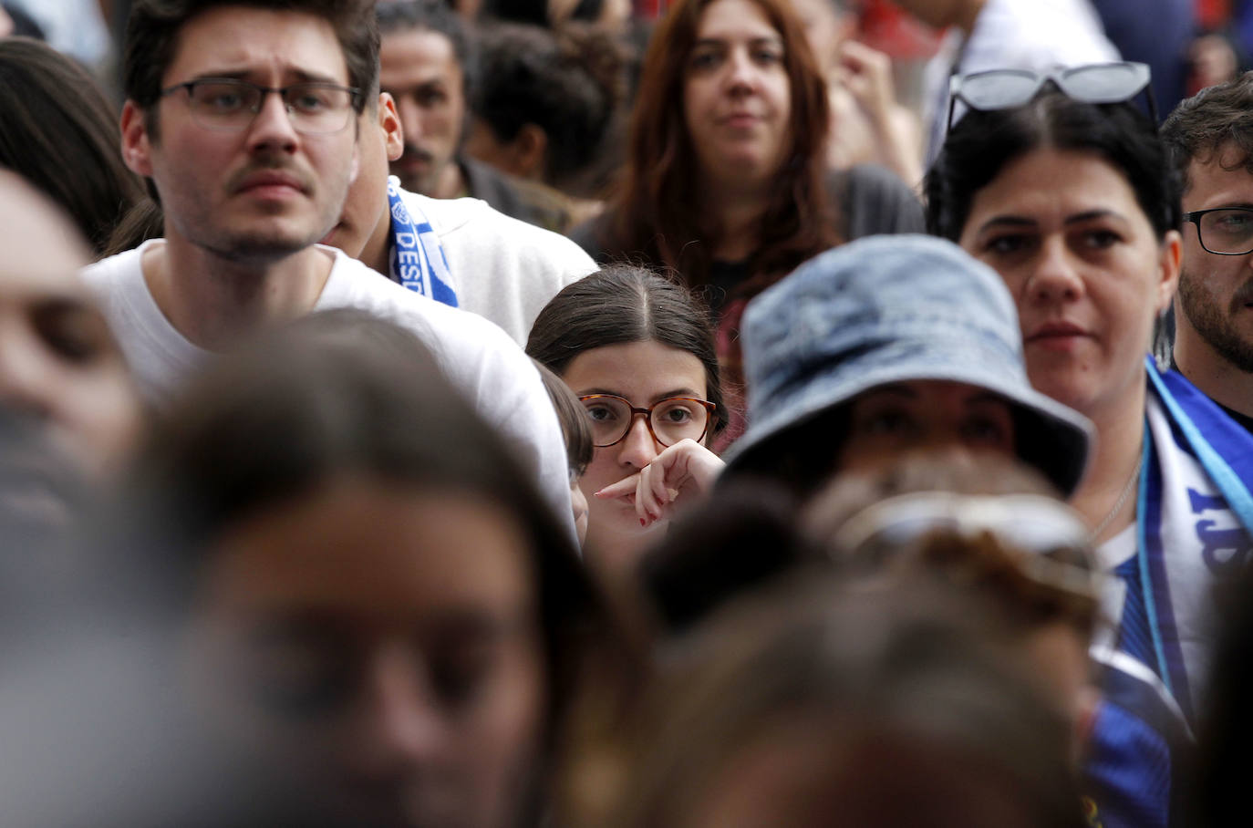 Los bares de Oviedo, a rebosar durante el partido