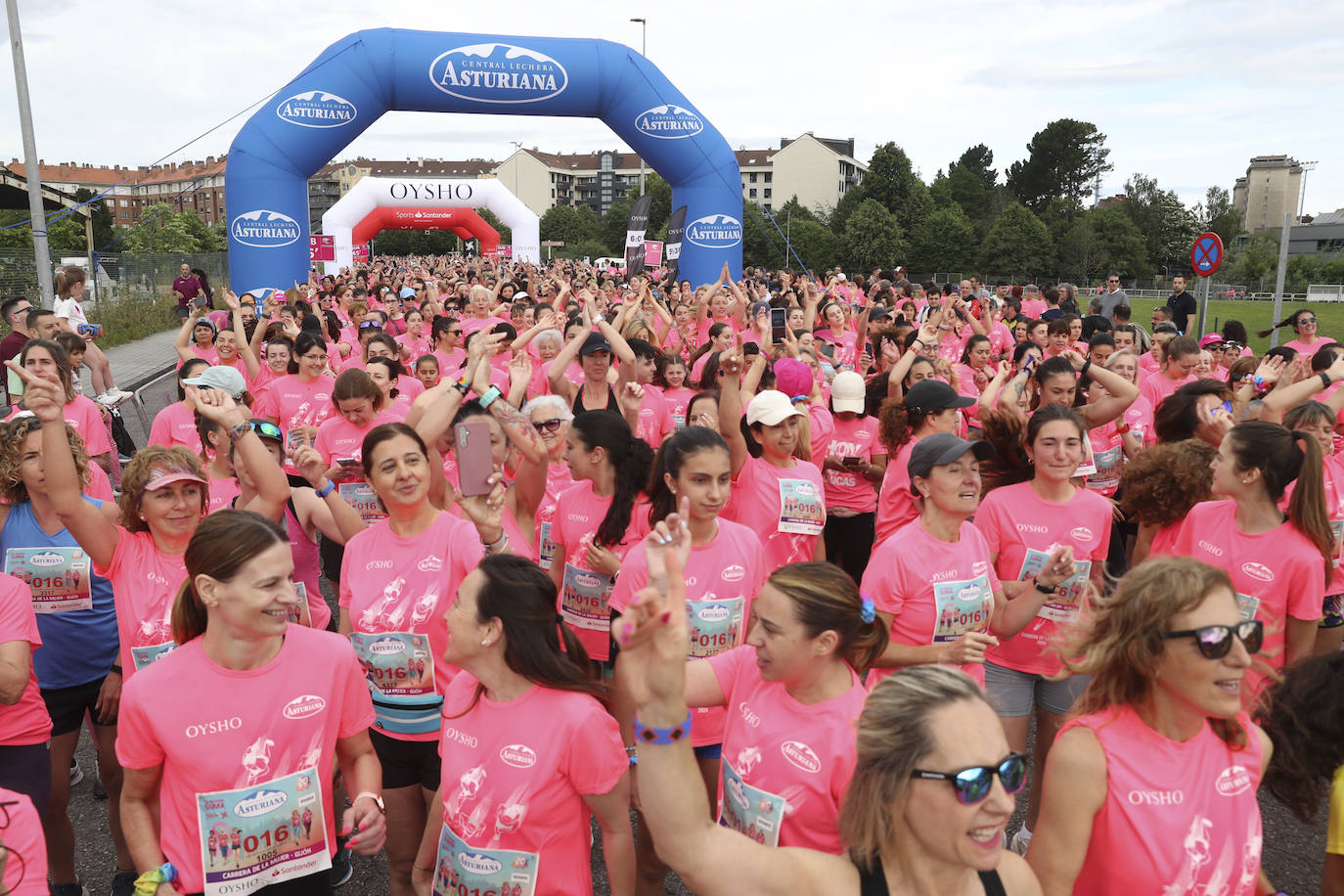 ¿Estuviste en la Carrera de la Mujer en Gijón? ¡Búscate en las fotos!