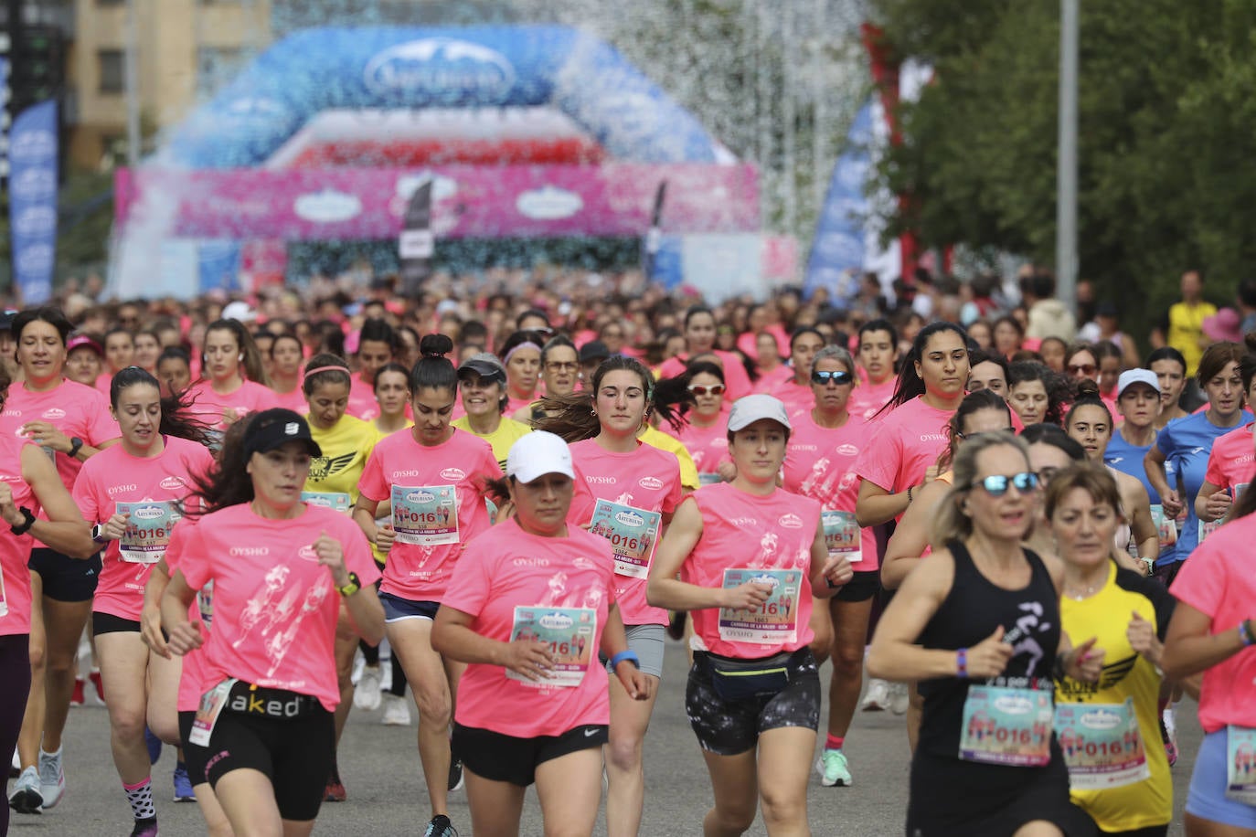 ¿Estuviste en la Carrera de la Mujer en Gijón? ¡Búscate en las fotos!