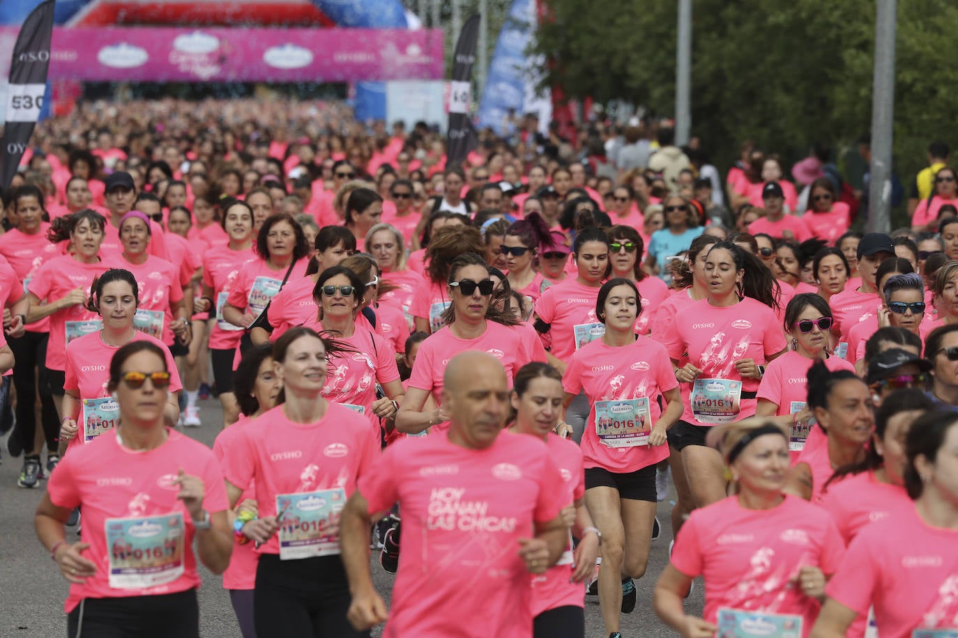 ¿Estuviste en la Carrera de la Mujer en Gijón? ¡Búscate en las fotos!