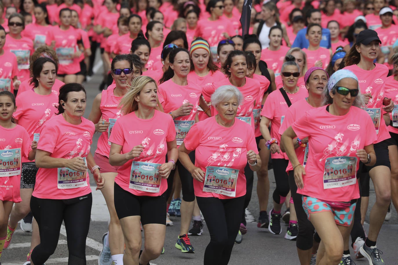 ¿Estuviste en la Carrera de la Mujer en Gijón? ¡Búscate en las fotos!