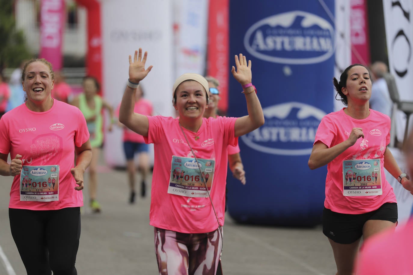 ¿Estuviste en la Carrera de la Mujer en Gijón? ¡Búscate en las fotos!