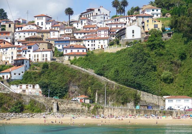 La playa de Lastres.